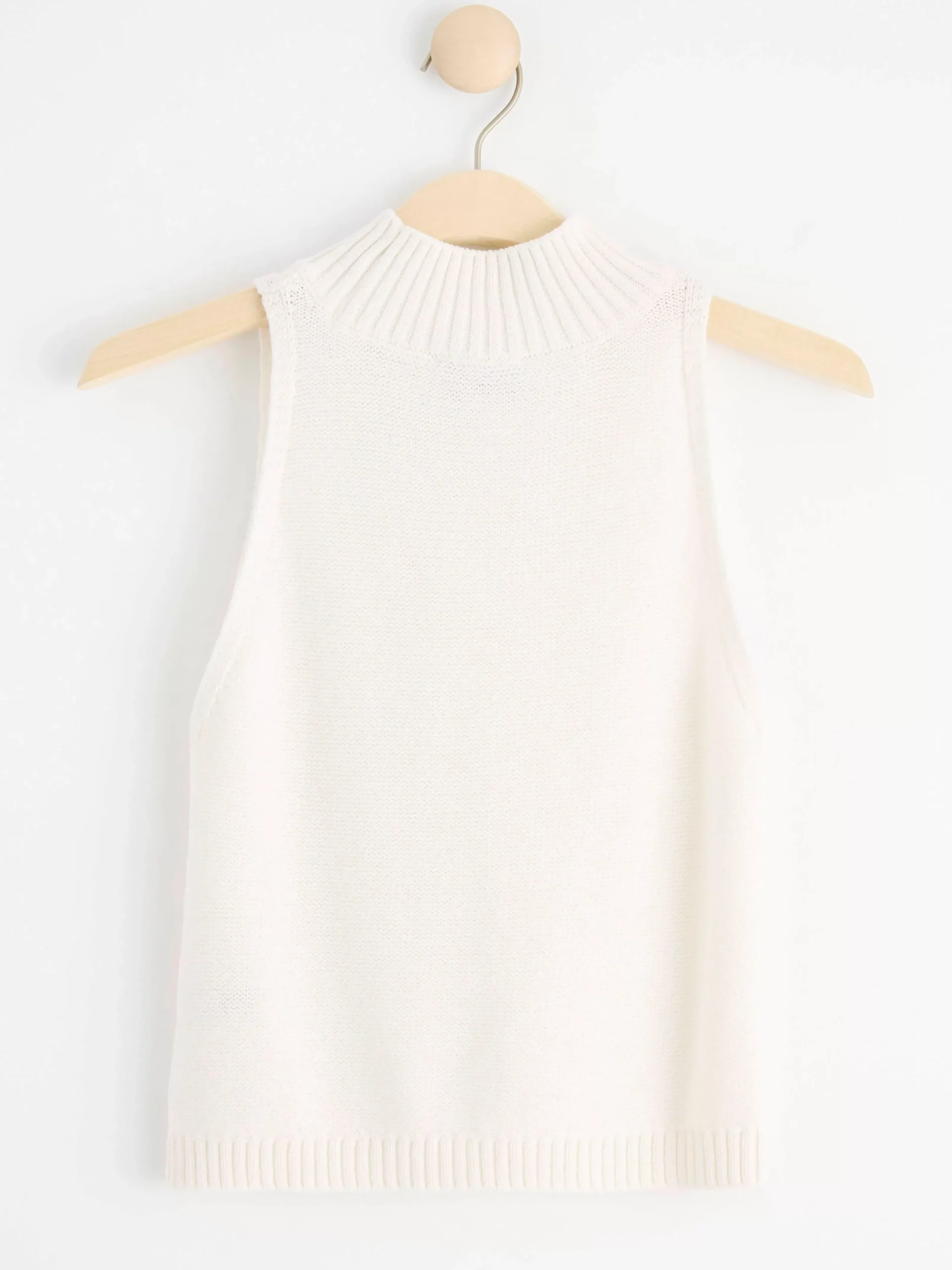 Toppar & T-Shirts>Lindex Armlos Stickad Topp Off White