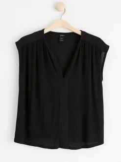 Toppar & T-Shirts><noscript><img width=