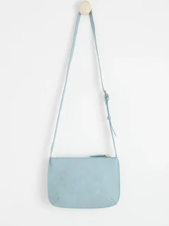 Accessoarer>Lindex Axelremsvaska Light Blue
