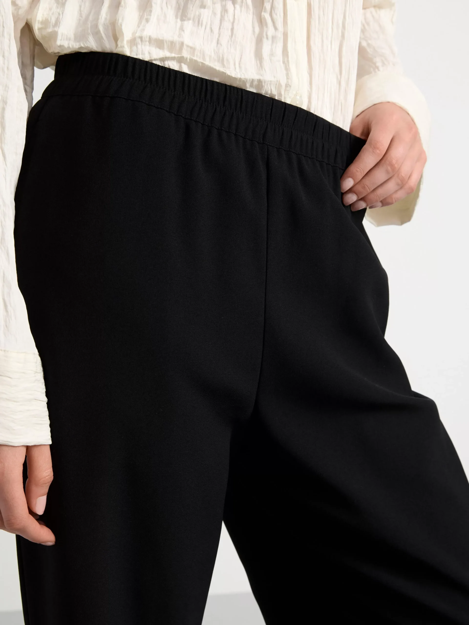 Byxor>Lindex Bella Rak Svart Byxa Black