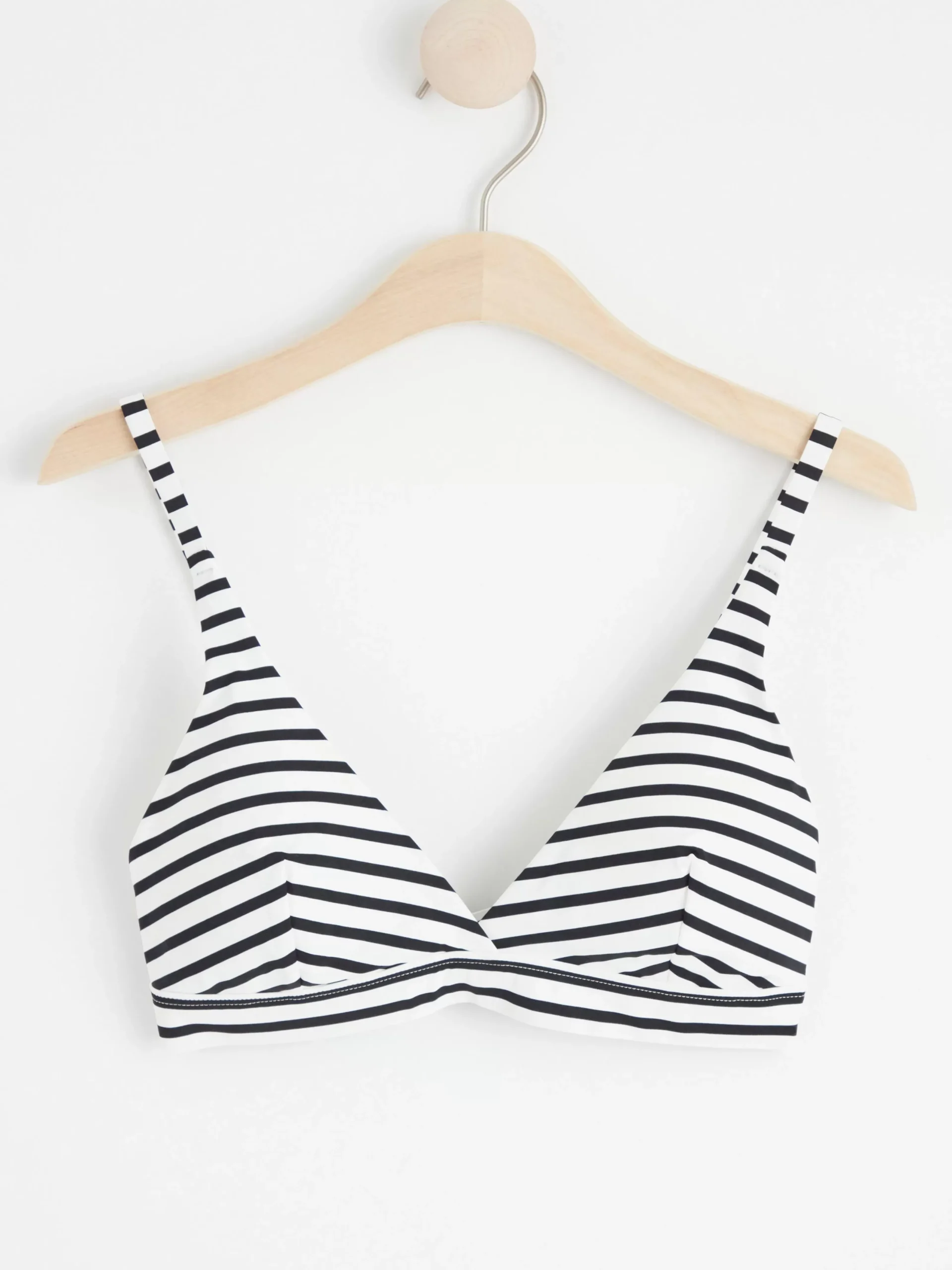 Badkläder>Lindex Bikinitopp I Trekantsmodell Black
