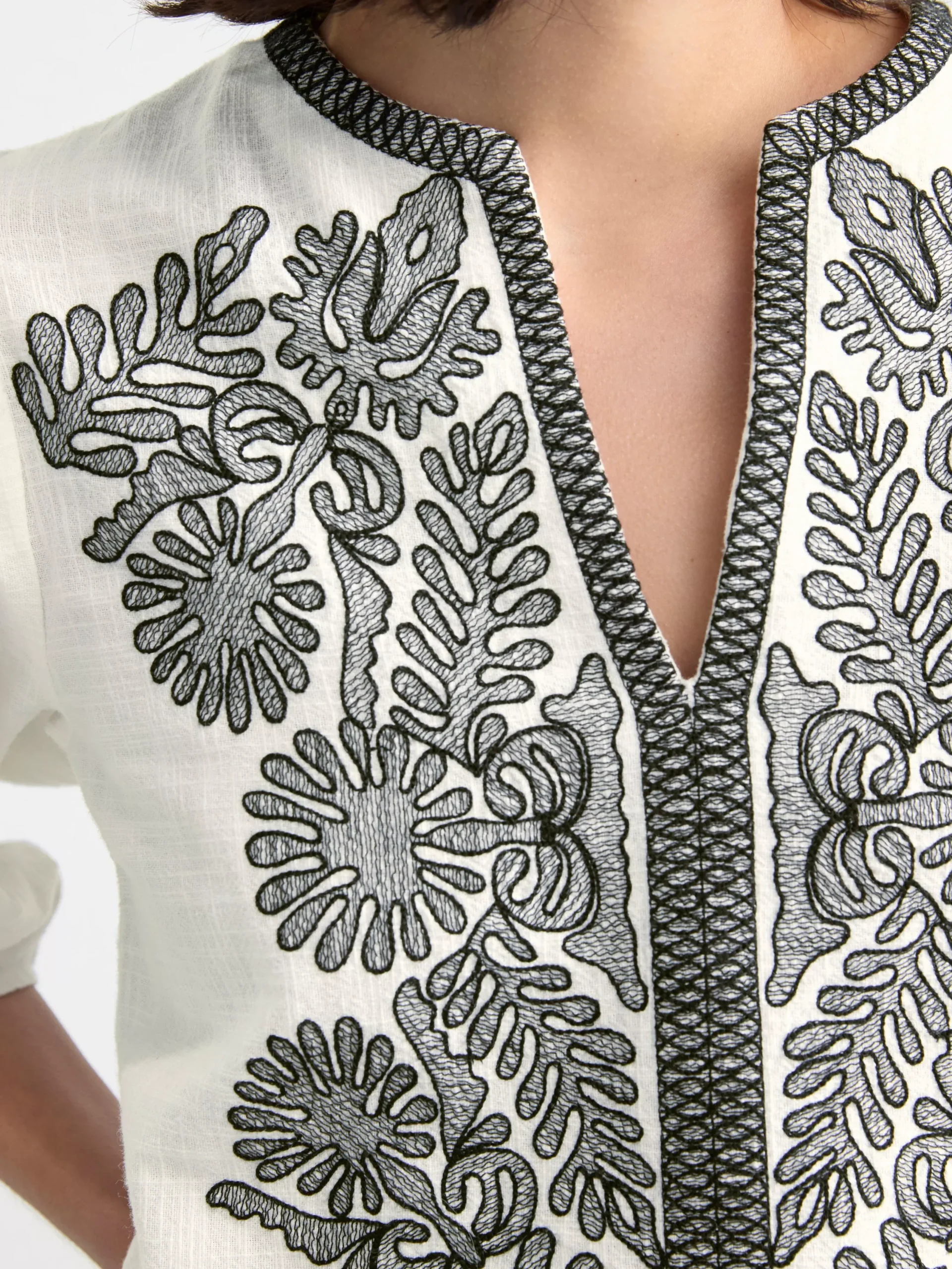 Blusar & Skjortor>Lindex Blus Med Brodyr Light White