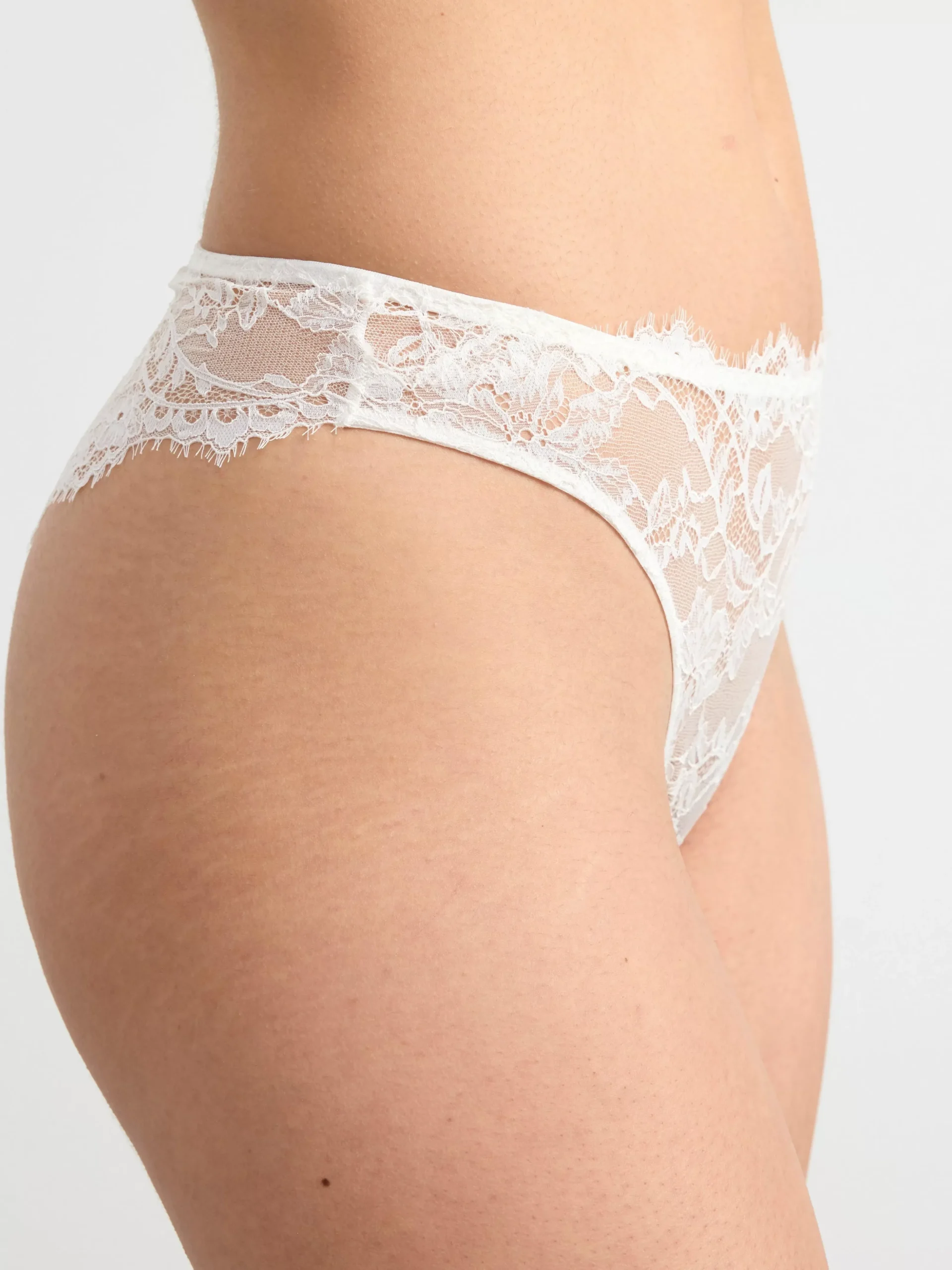 Trosor>Lindex Brazilian Trosa Midi Waist Med Spets Light White