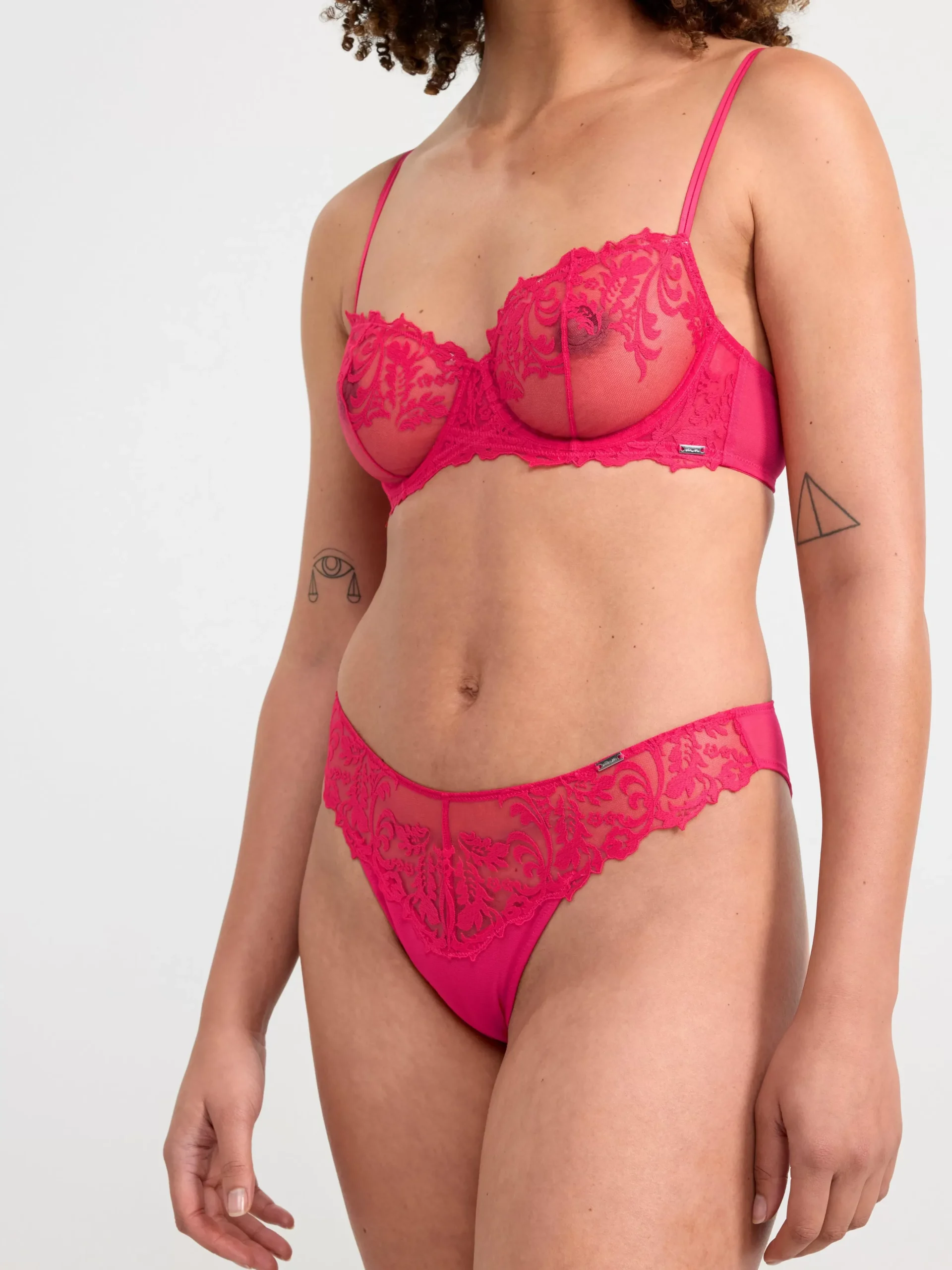 Trosor>Lindex Brazilian Trosa Regular Waist Med Spets Red
