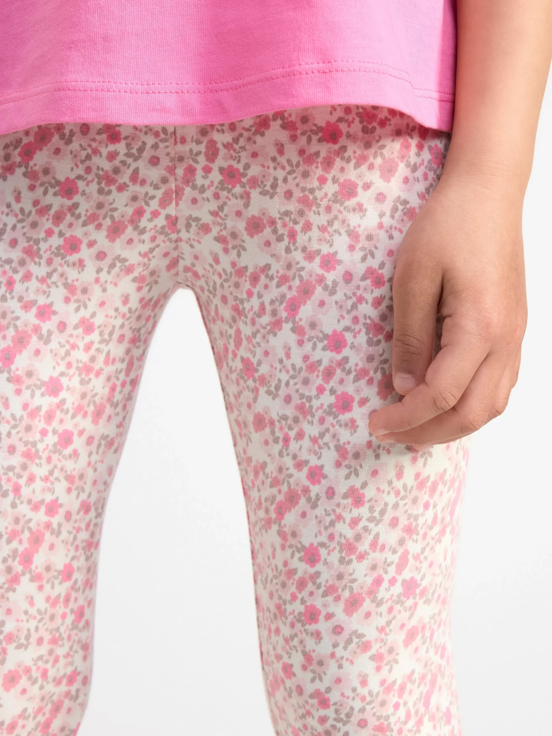 Byxor & Leggings>Lindex Caprileggings Med Blommor Light Pink