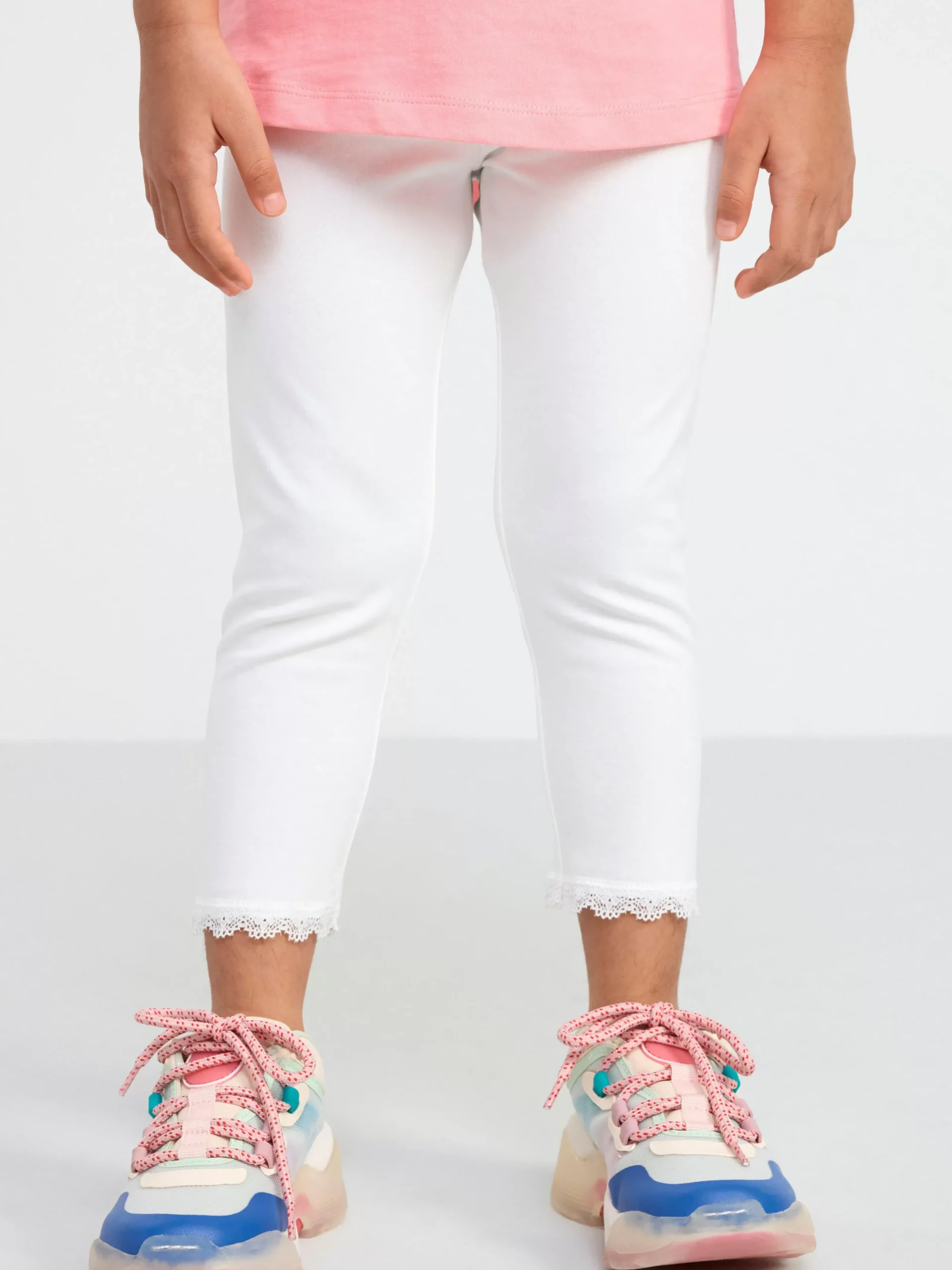 Byxor & Leggings>Lindex Caprileggings Med Spetskant Light Dusty White