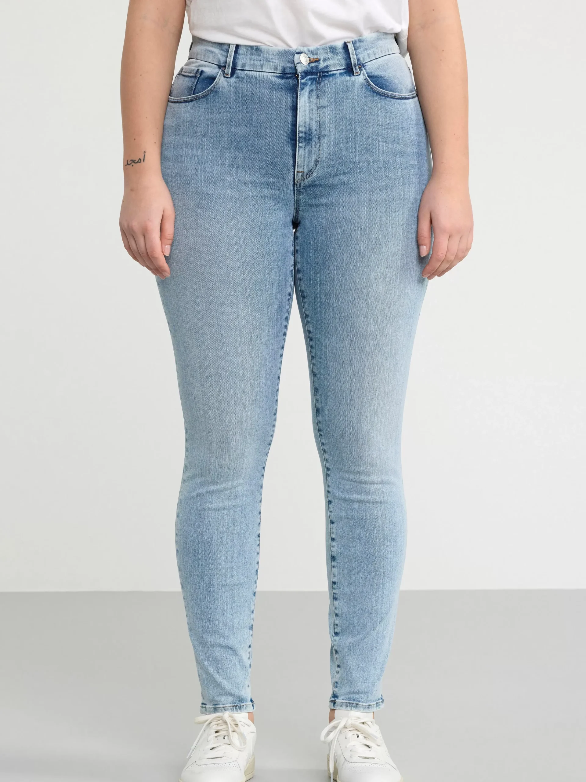 Jeans>Lindex Clara Curve Superstretchiga Slim Fit Jeans Med Hog Midja Light Denim