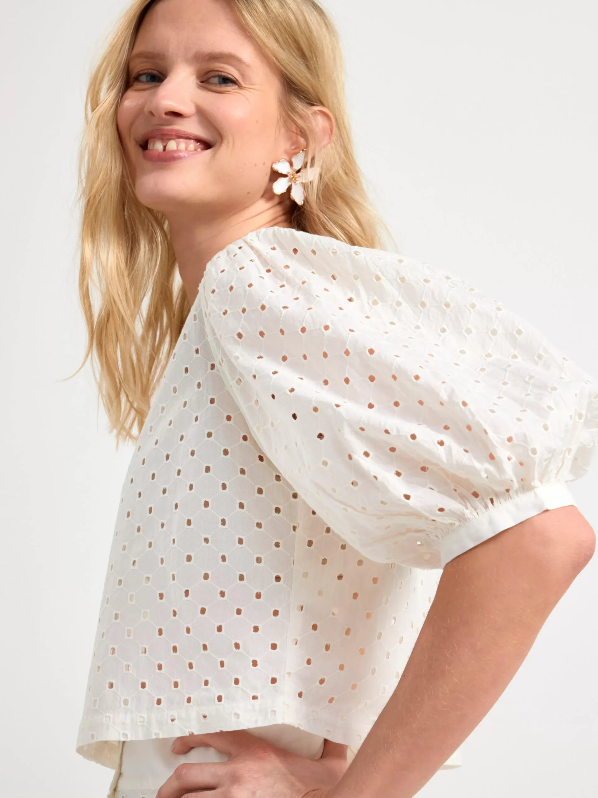 Blusar & Skjortor>Lindex Croppad Blus Med Puffarm Off White