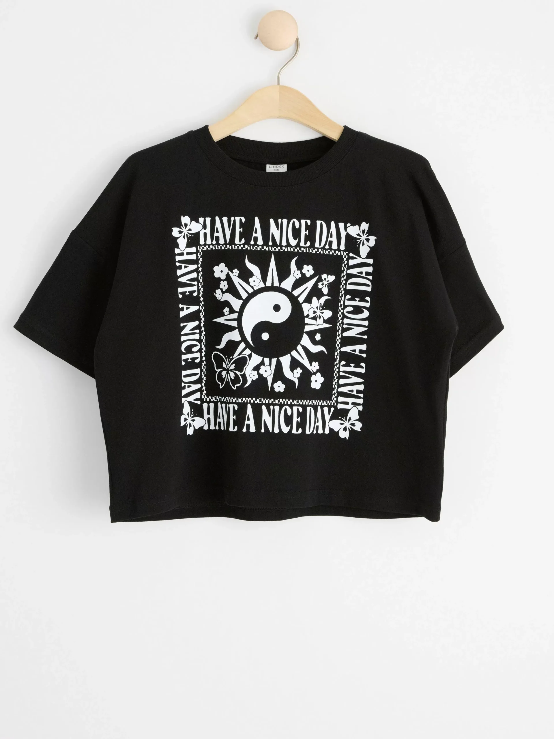 Toppar & T-Shirts>Lindex Croppad T-Shirt Med Tryck Black