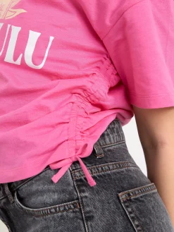 Toppar & T-Shirts>Lindex Croppad T-Shirt Med Tryck Och Rynkdetaljer Pink