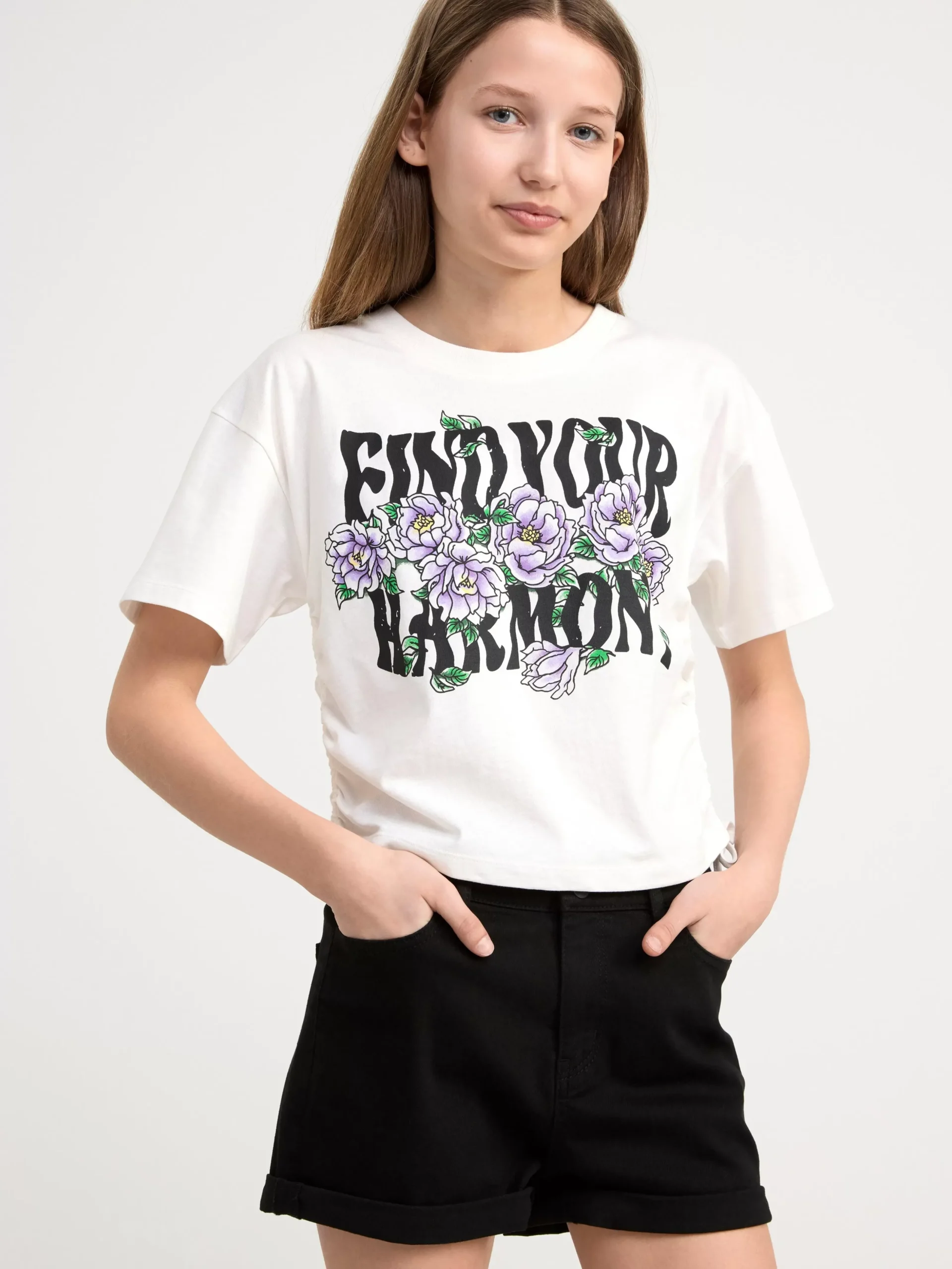 Toppar & T-Shirts>Lindex Croppad T-Shirt Med Tryck Och Rynkdetaljer Off White