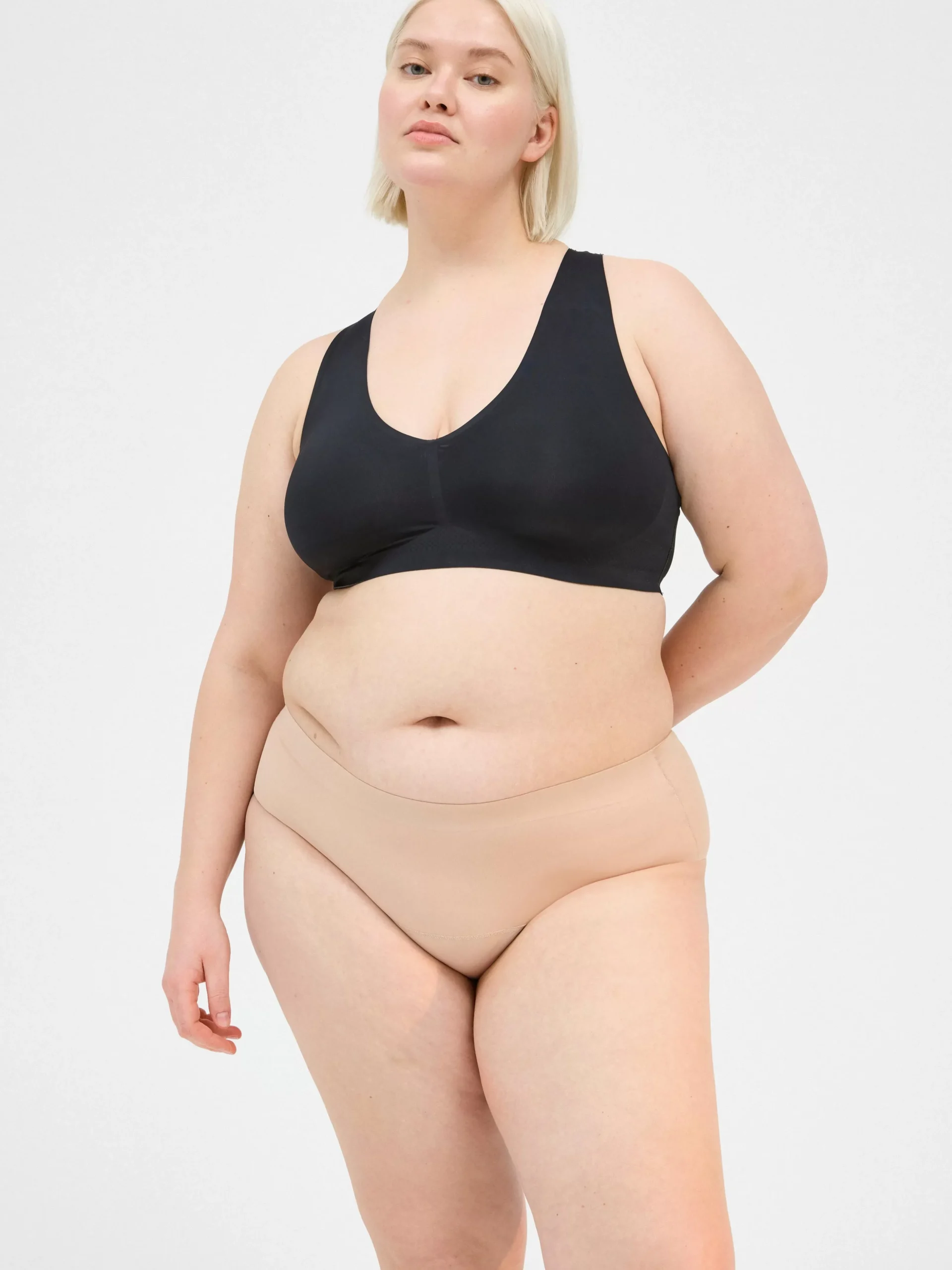 Trosor>Lindex Engineered Hiphugger – Menstrosa Med Hog Absorption Beige