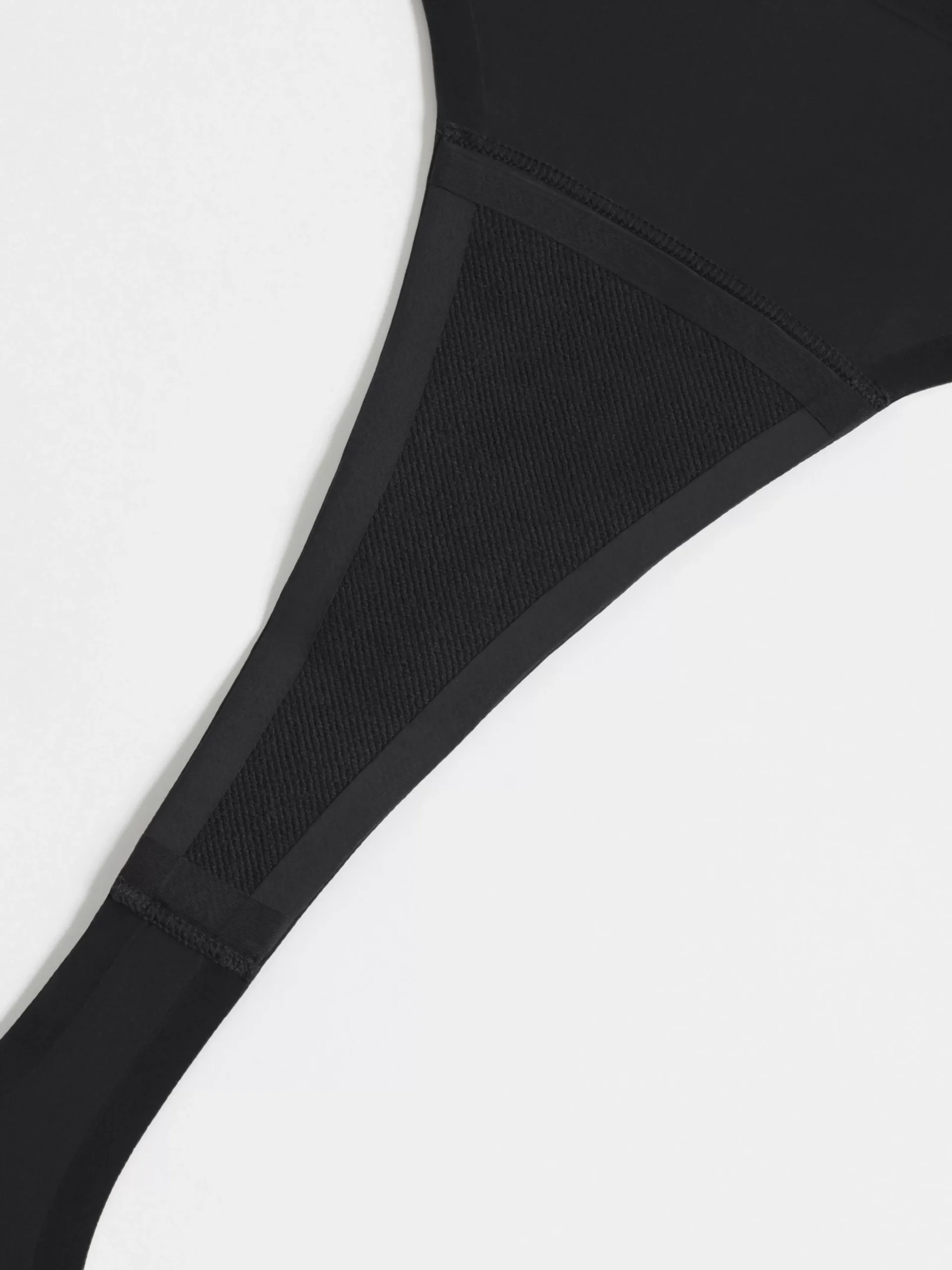 Trosor>Lindex Engineered Thong – Trosskydd Med Mini Absorption Black