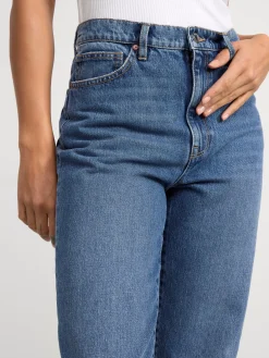 Jeans><noscript><img width=
