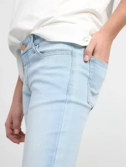 Jeans><noscript><img width=
