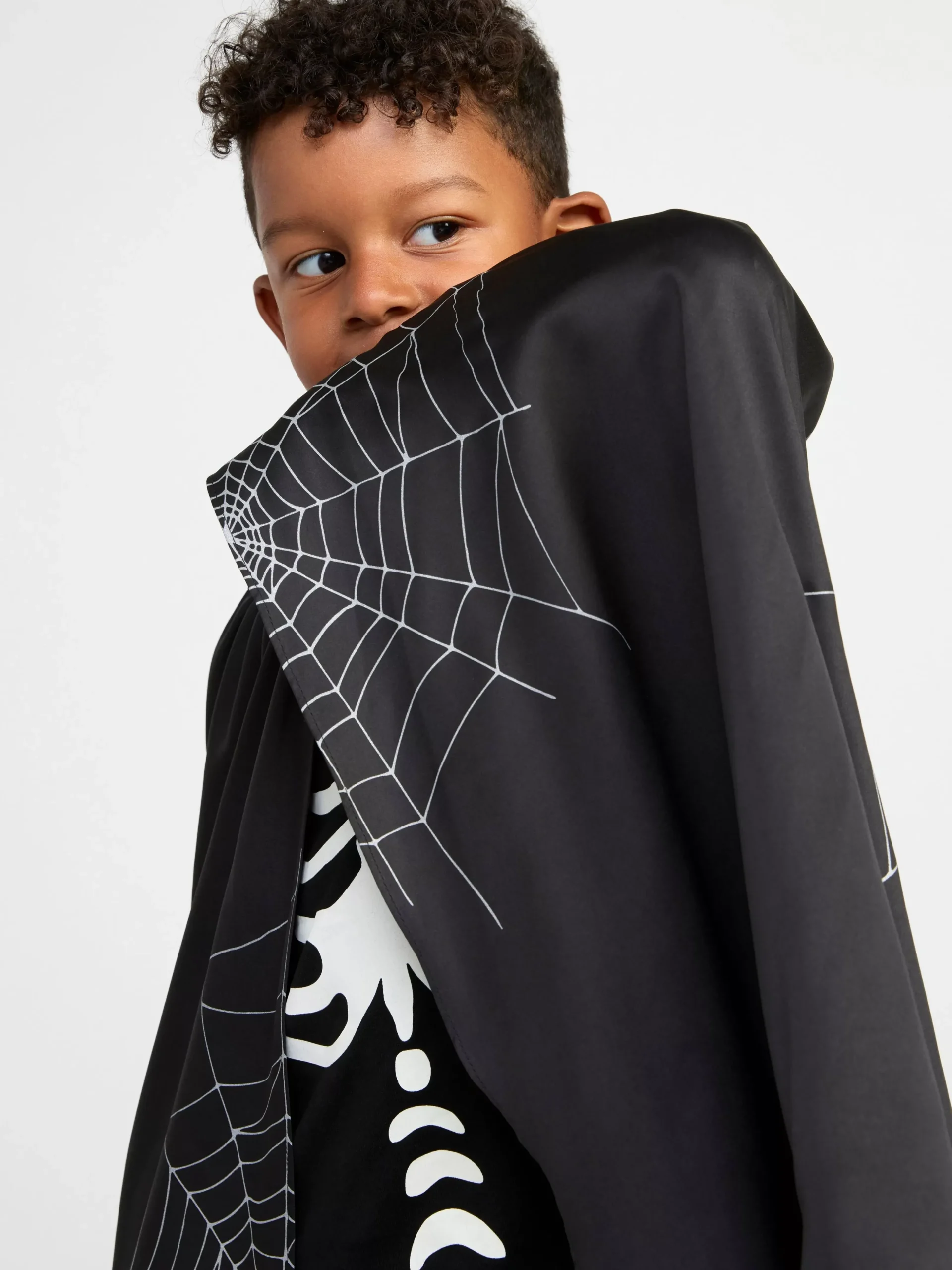 Accessoarer>Lindex Halloweencape Med Reflekterande Spindelnat Black