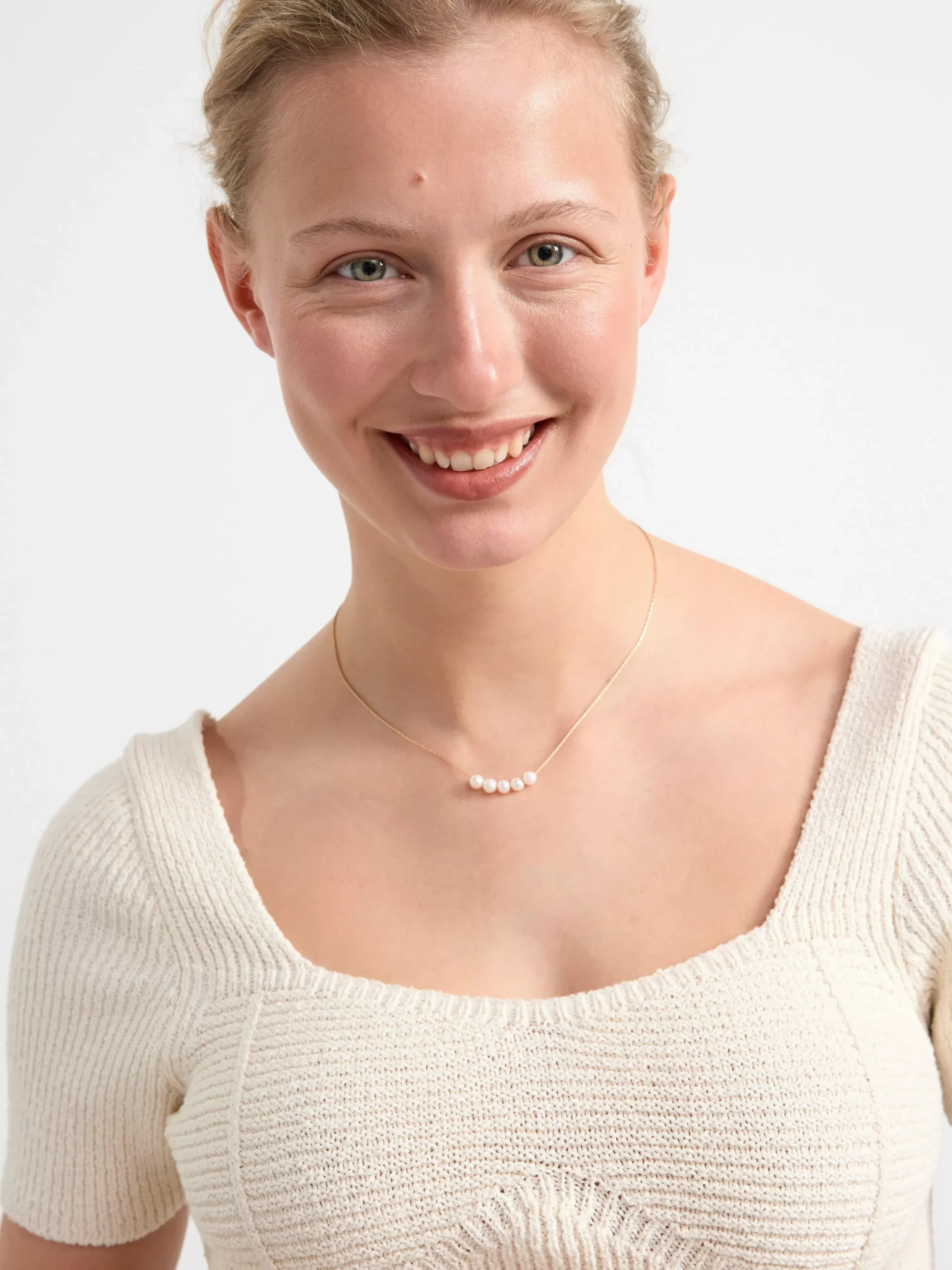 Accessoarer>Lindex Halsband Med Sotvattensparlor Gold
