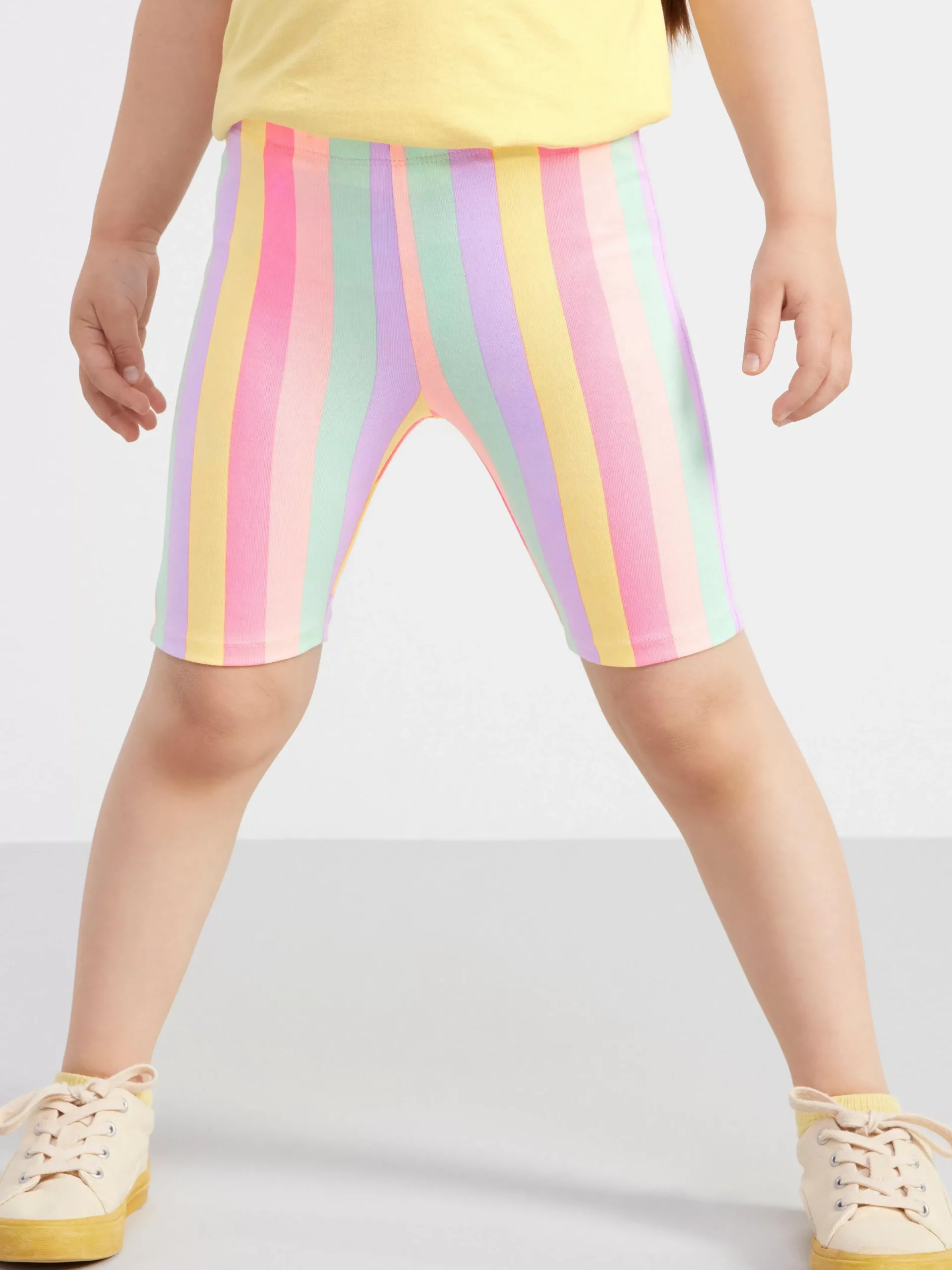 Byxor & Leggings>Lindex Helmonstrade Cykelbyxor Light Yellow