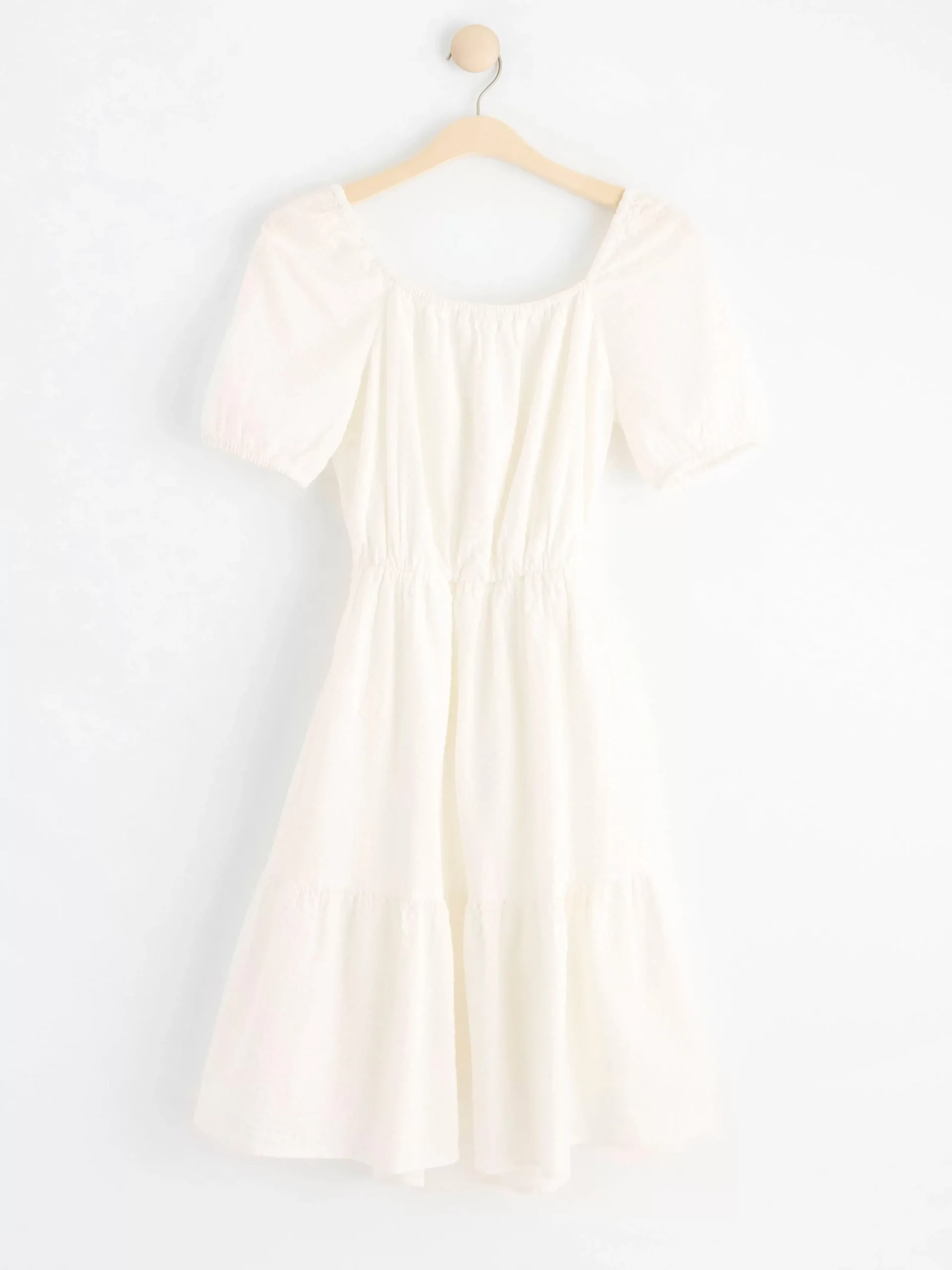 Klänningar>Lindex Klanning I Backebolja Med Puffarm Off White