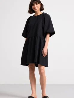 Klänningar>Lindex Klanning I Backebolja Med Puffarm Black