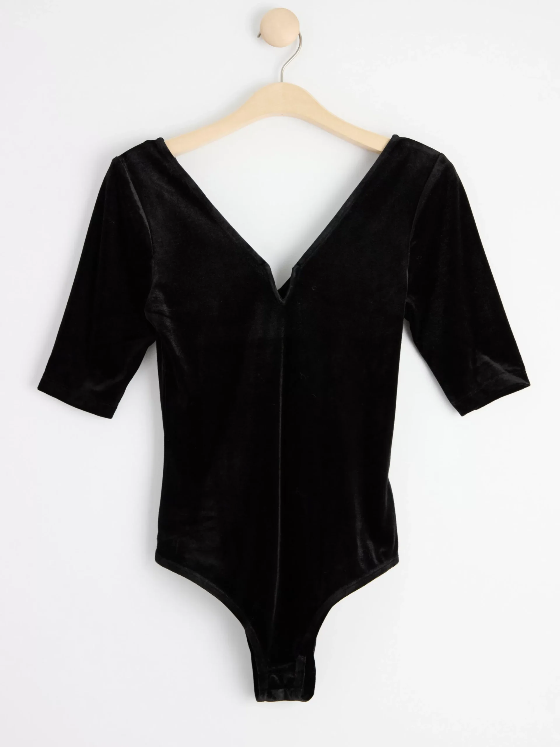 Toppar & T-Shirts>Lindex Kortarmad Body I Sammet Black