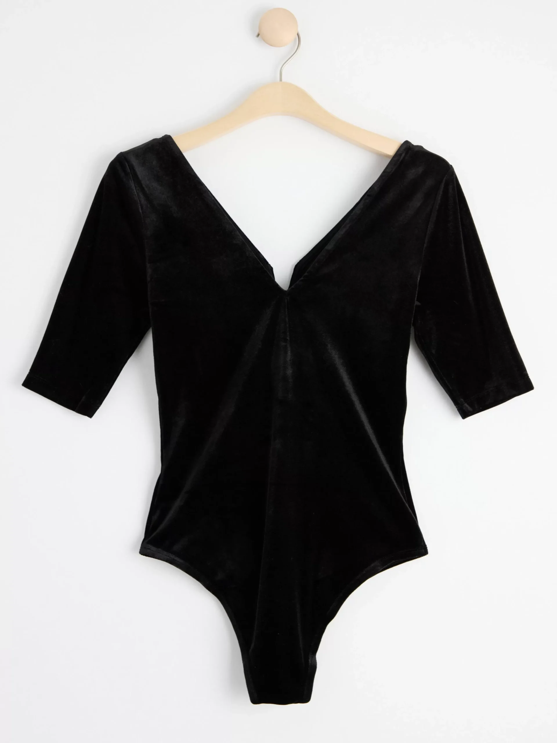 Toppar & T-Shirts>Lindex Kortarmad Body I Sammet Black