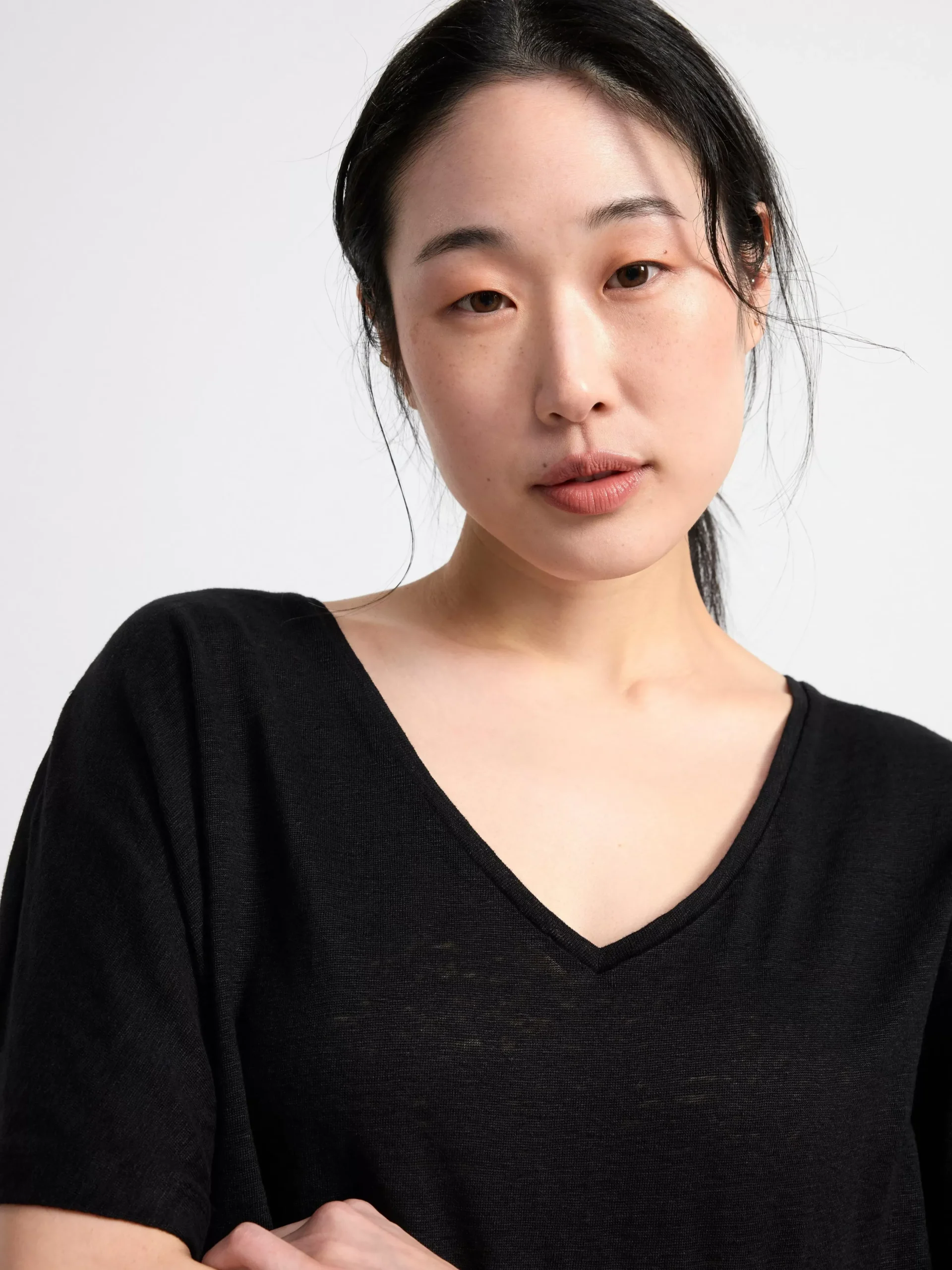Toppar & T-Shirts>Lindex Kortarmad Linnetopp Med V‑Ringning Black