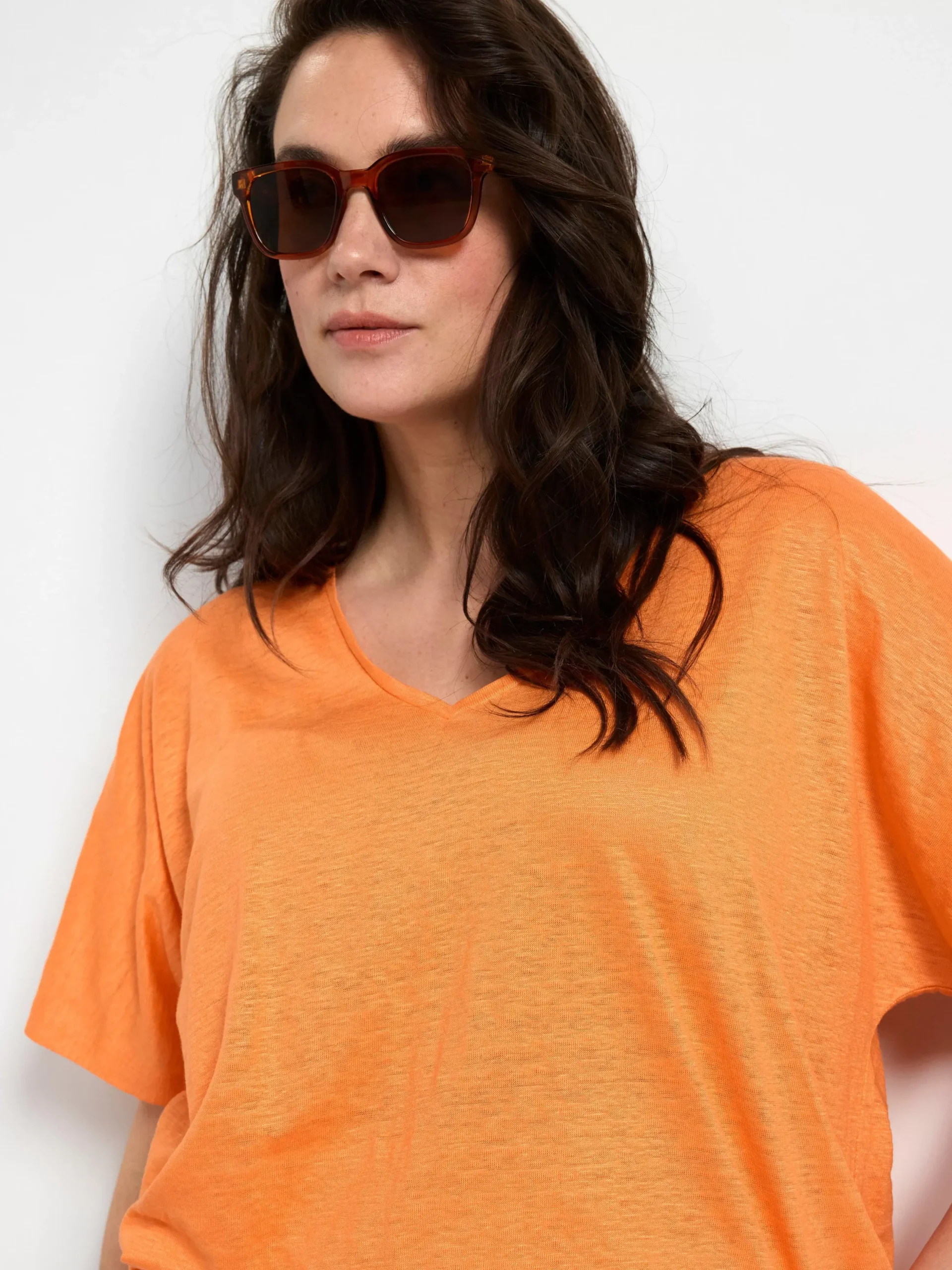 Toppar & T-Shirts>Lindex Kortarmad Linnetopp Med V‑Ringning Light Orange
