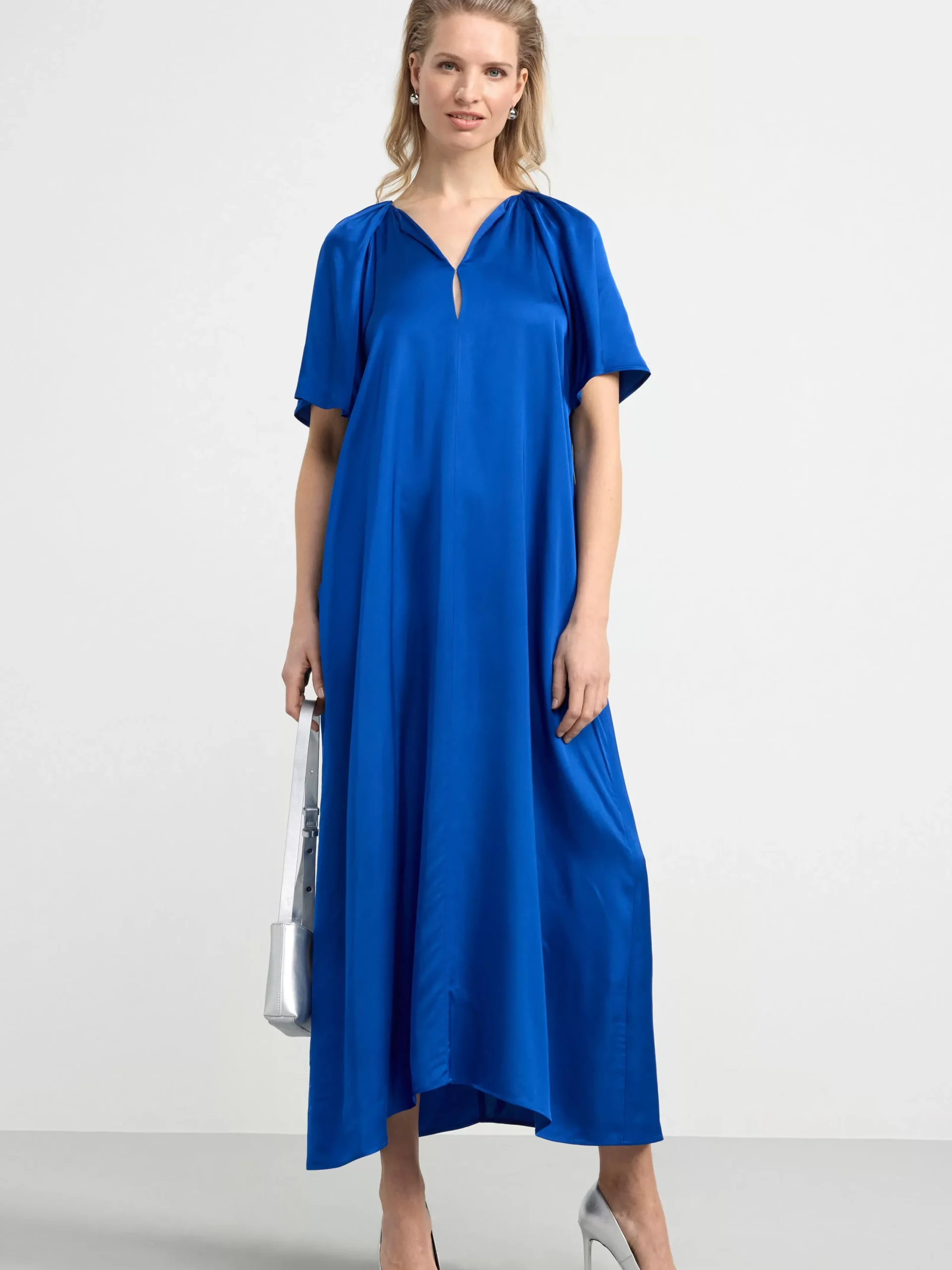 Klänningar>Lindex Kortarmad Satinklanning Blue