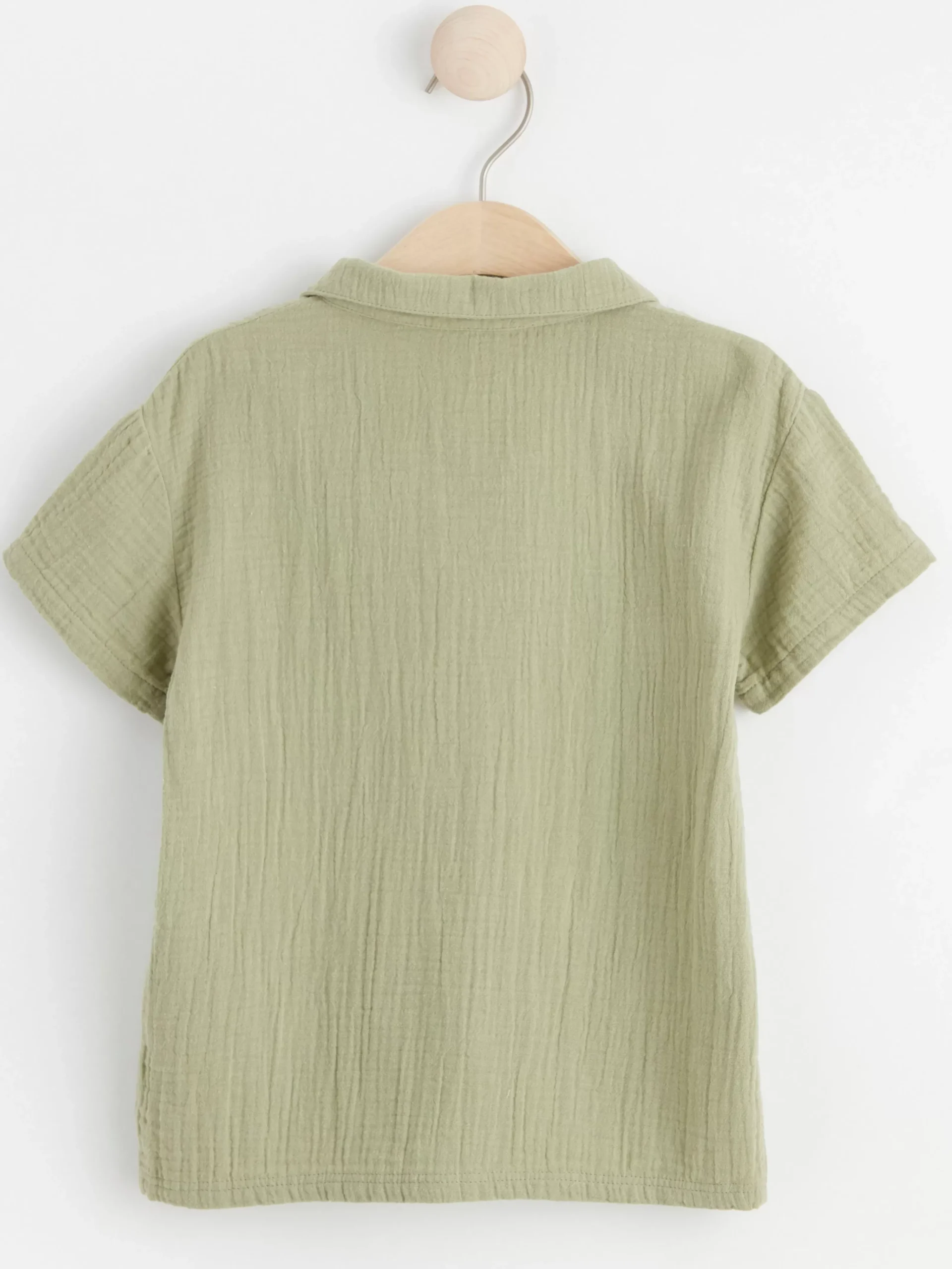 Toppar & T-Shirts>Lindex Kortarmad Skjorta I Krinklad Bomull Dusty Green
