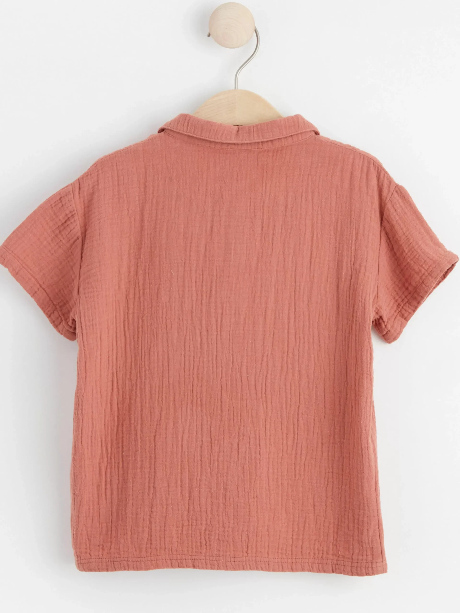 Toppar & T-Shirts>Lindex Kortarmad Skjorta I Krinklad Bomull Dark Dusty Pink