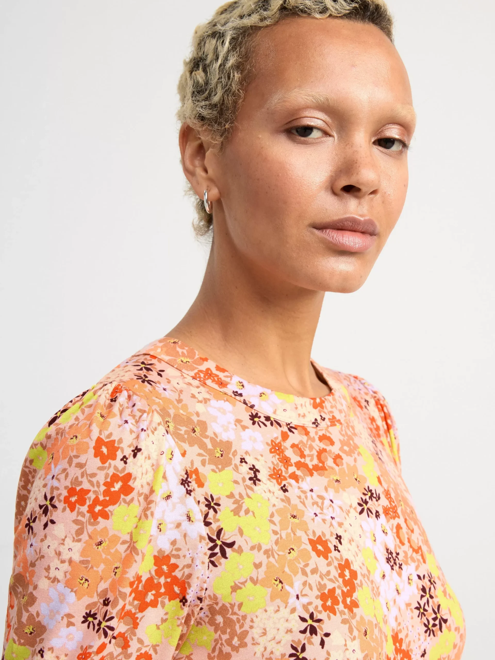 Toppar & T-Shirts>Lindex Kortarmad Topp Coral