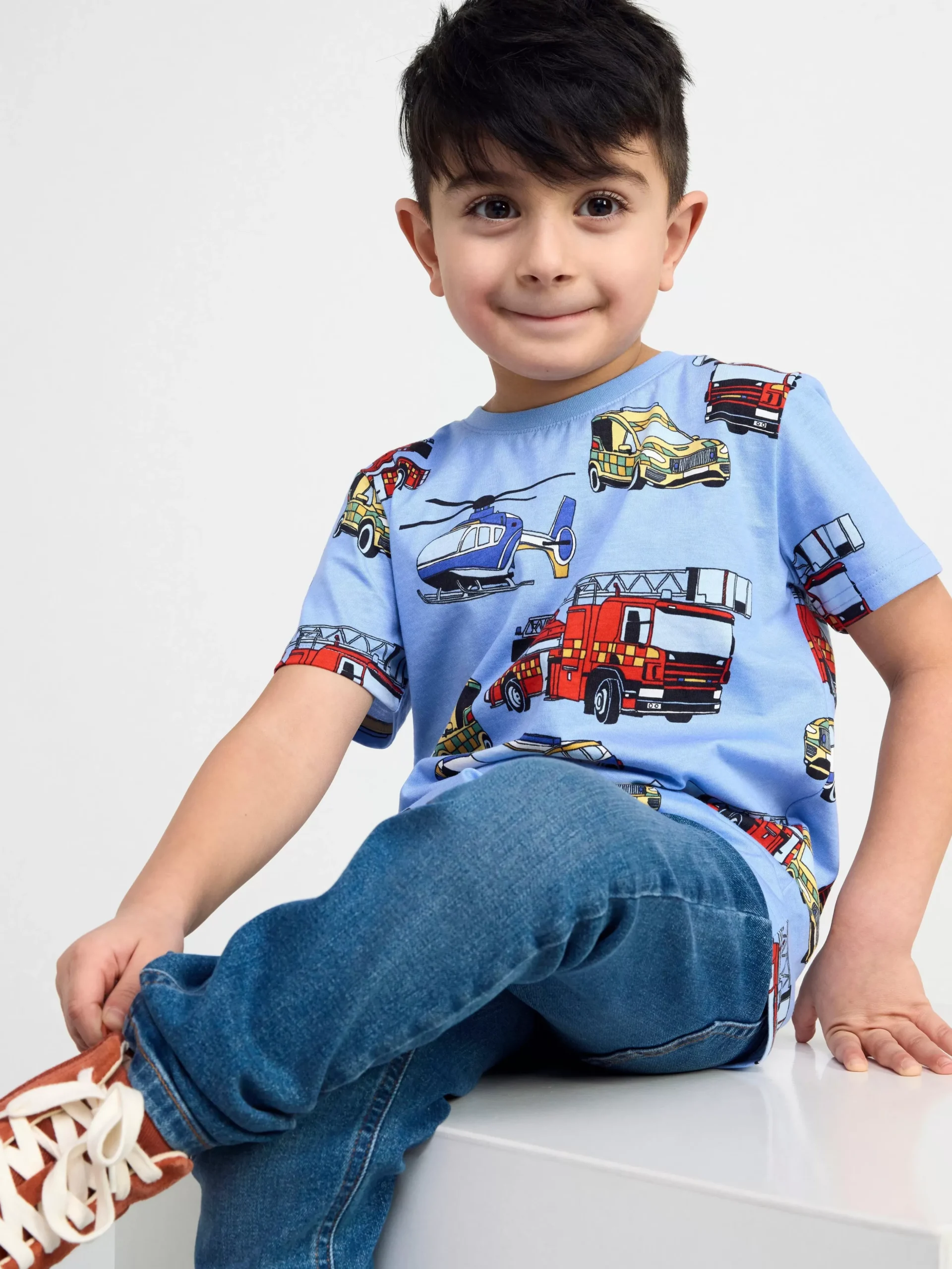 Toppar & T-Shirts>Lindex Kortarmad Topp Med Bilar Lt Dusty Blue