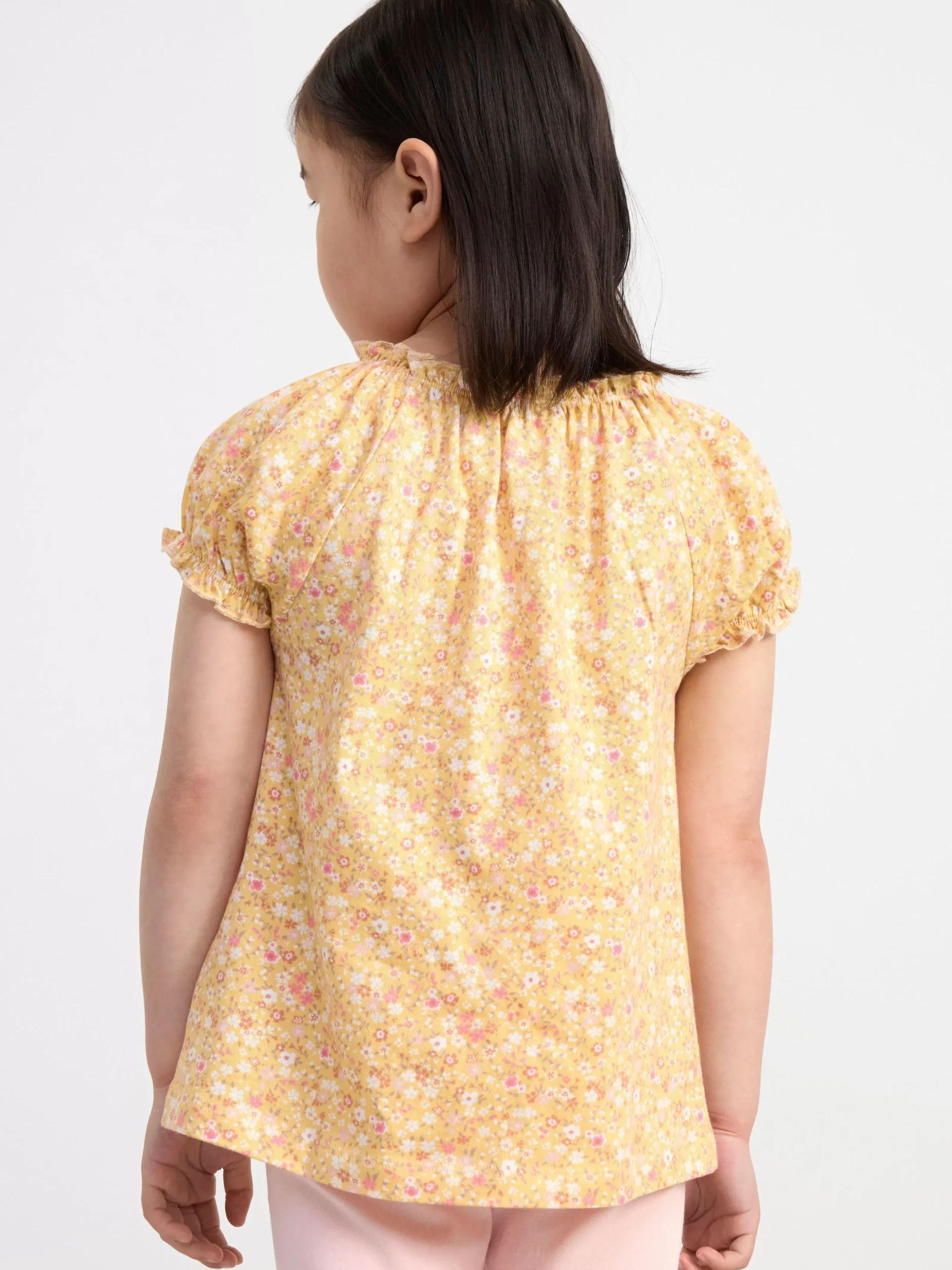 Toppar & T-Shirts>Lindex Kortarmad Topp Med Blommor Light Dusty Yellow