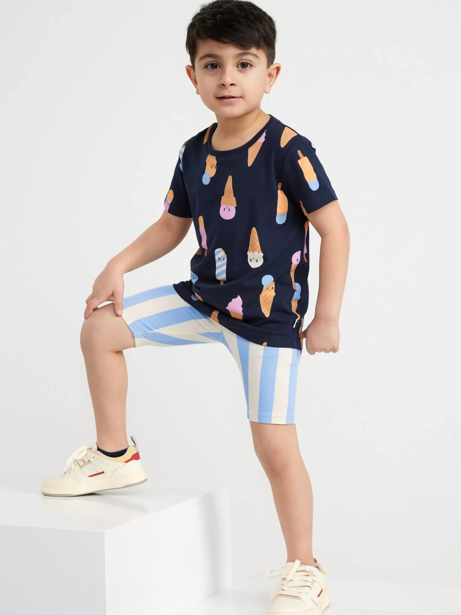 Toppar & T-Shirts>Lindex Kortarmad Topp Med Glassar Dark Navy