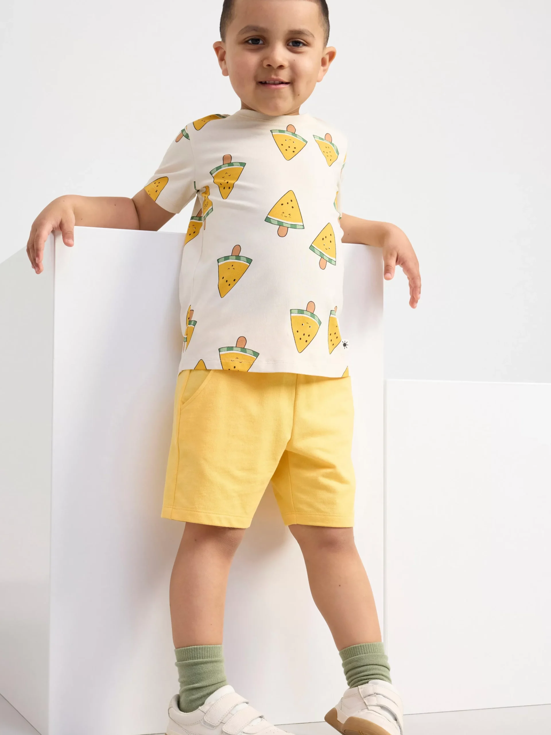 Toppar & T-Shirts>Lindex Kortarmad Topp Med Glassar Light Beige
