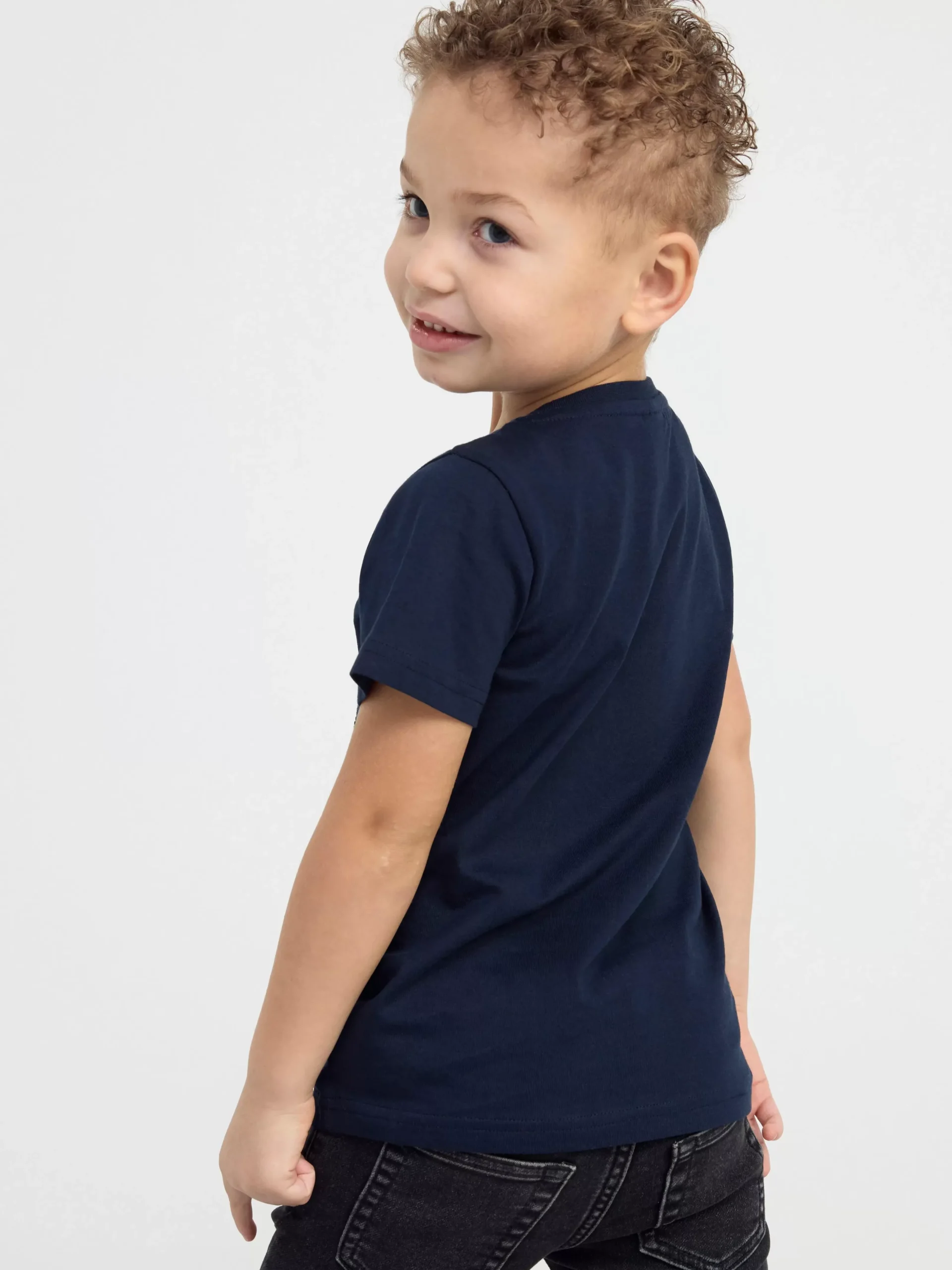 Toppar & T-Shirts>Lindex Kortarmad Topp Med Monstertruck Av Vandbara Paljetter Dark Navy