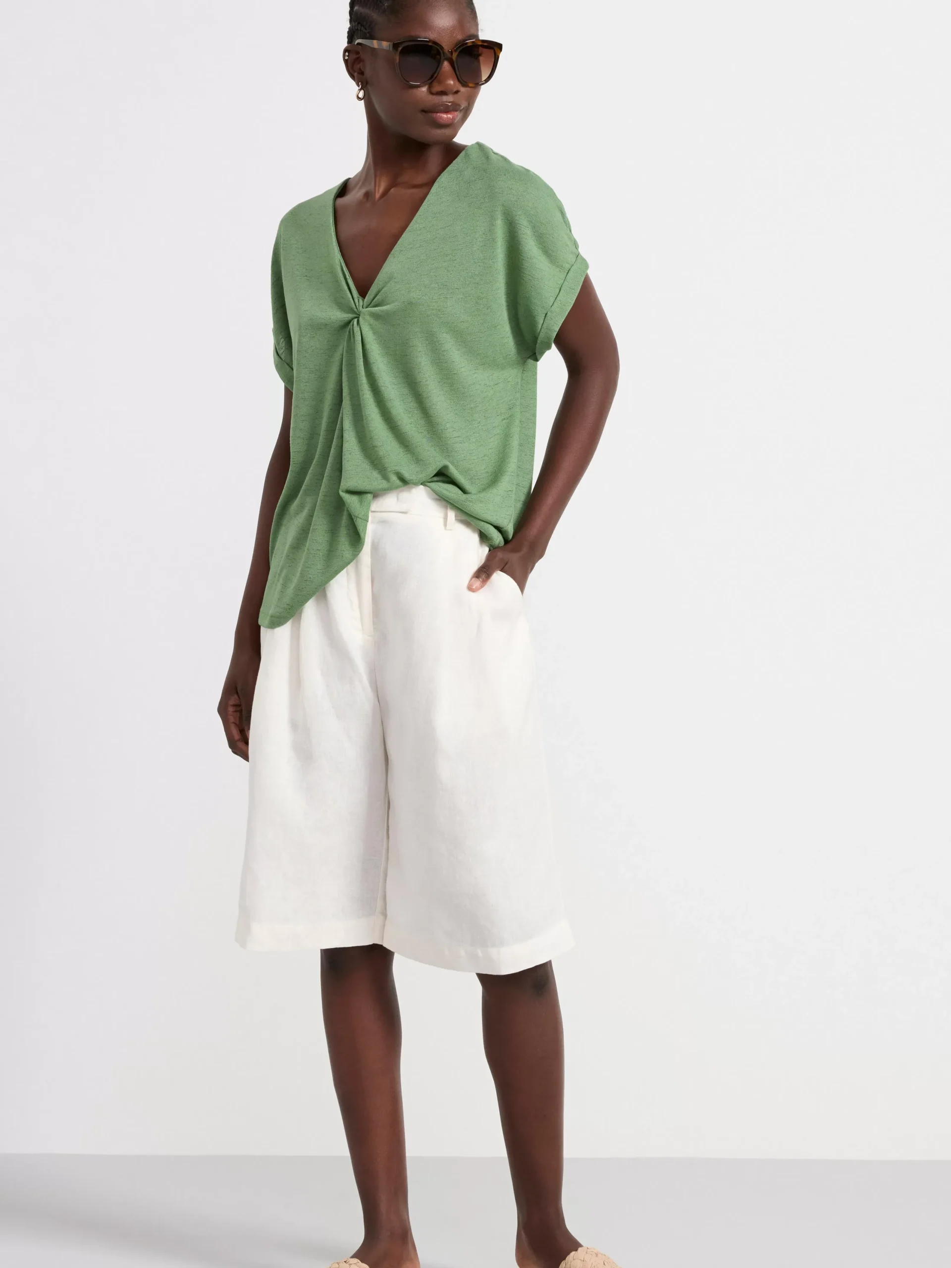 Toppar & T-Shirts>Lindex Kortarmad Topp Med V-Ringning Light Khaki