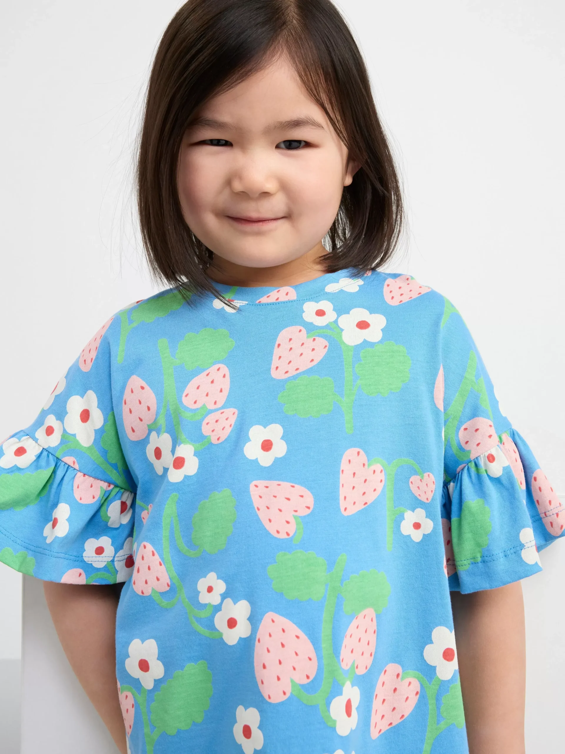 Toppar & T-Shirts>Lindex Kortarmad Tunika Med Jordgubbar Light Dusty Blue
