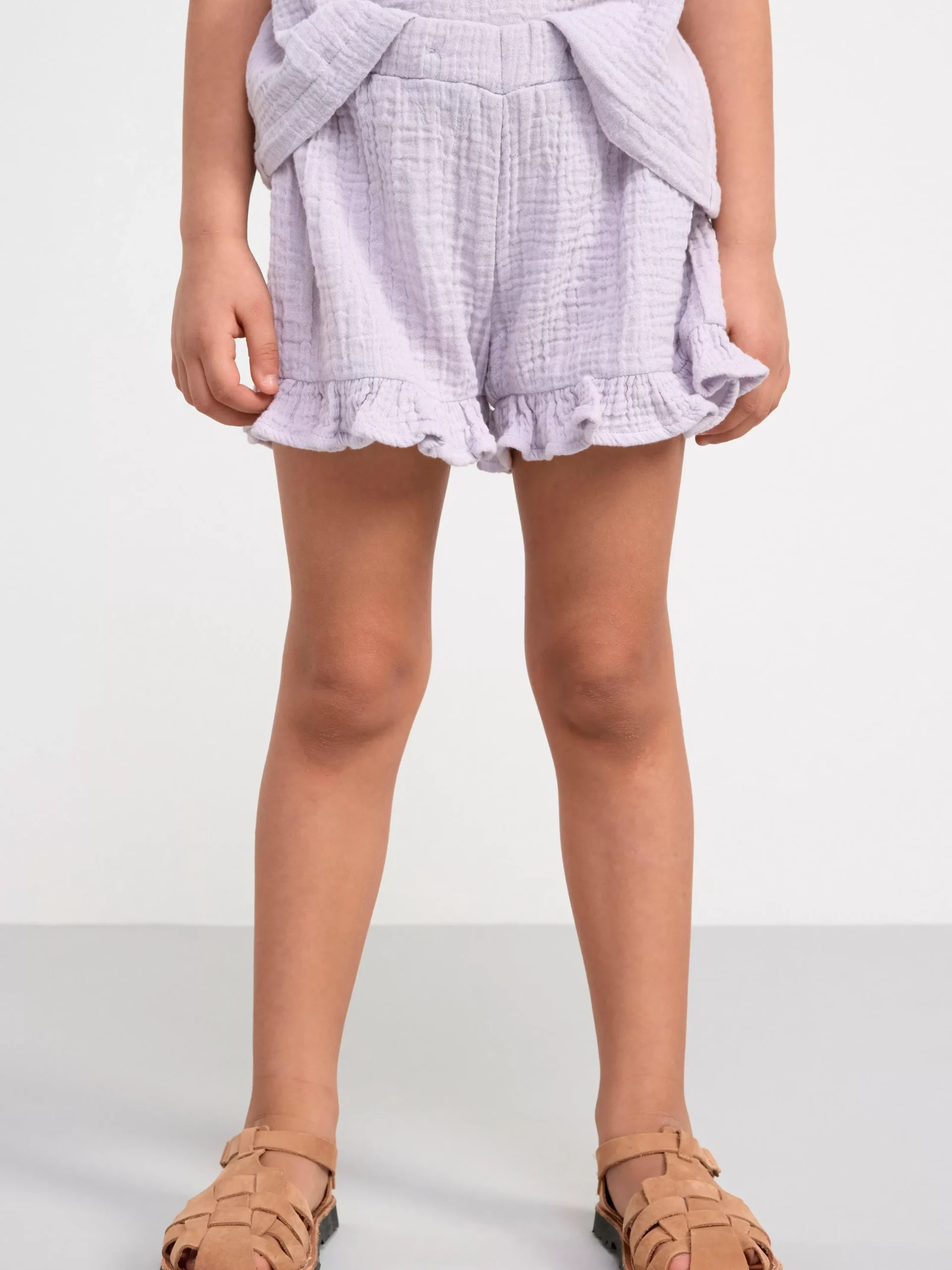 Byxor & Leggings>Lindex Krinklade Shorts Med Volanger Light Dusty Lilac