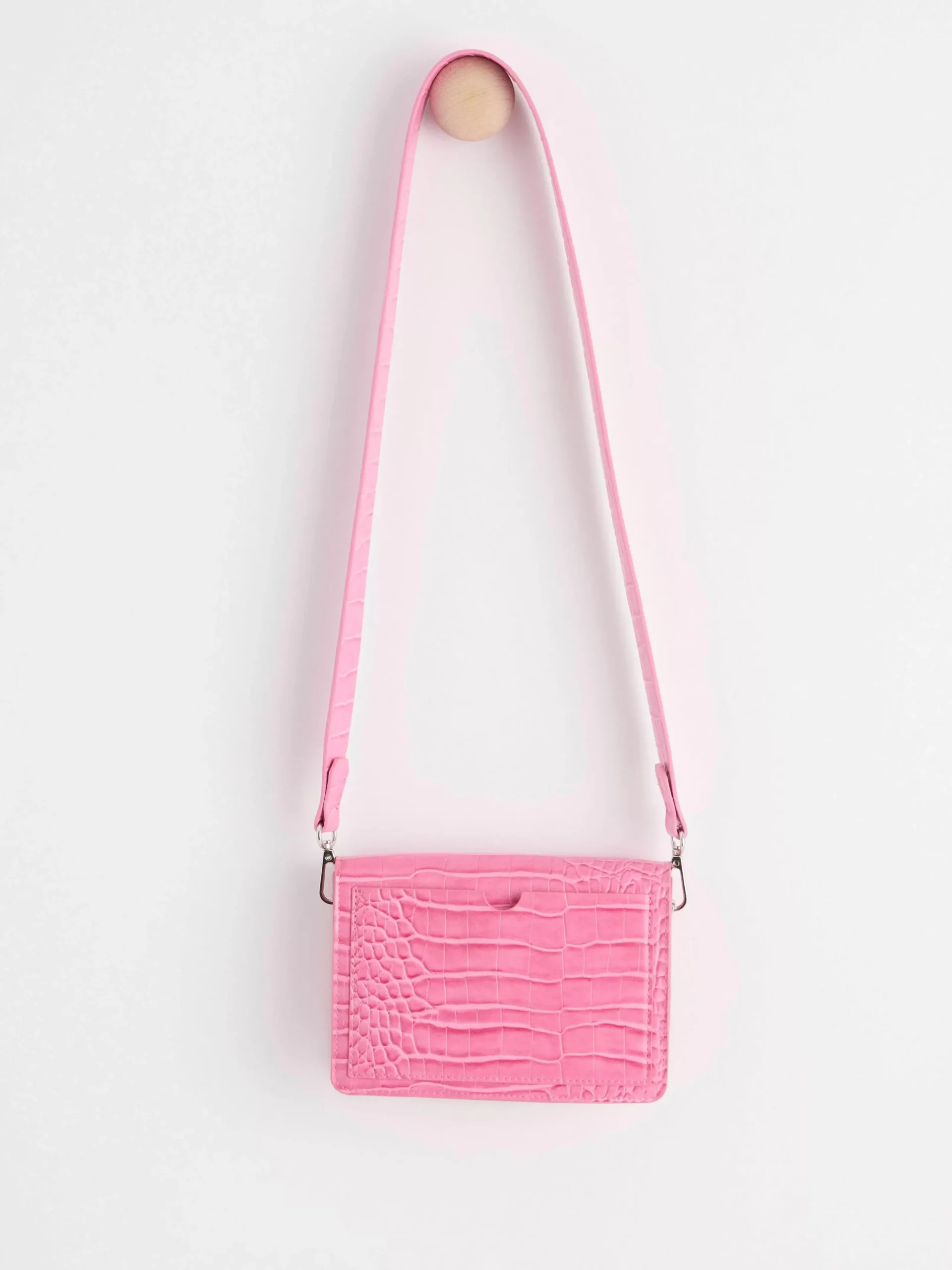 Accessoarer>Lindex Krokodilmonstrad Axelremsvaska Pink