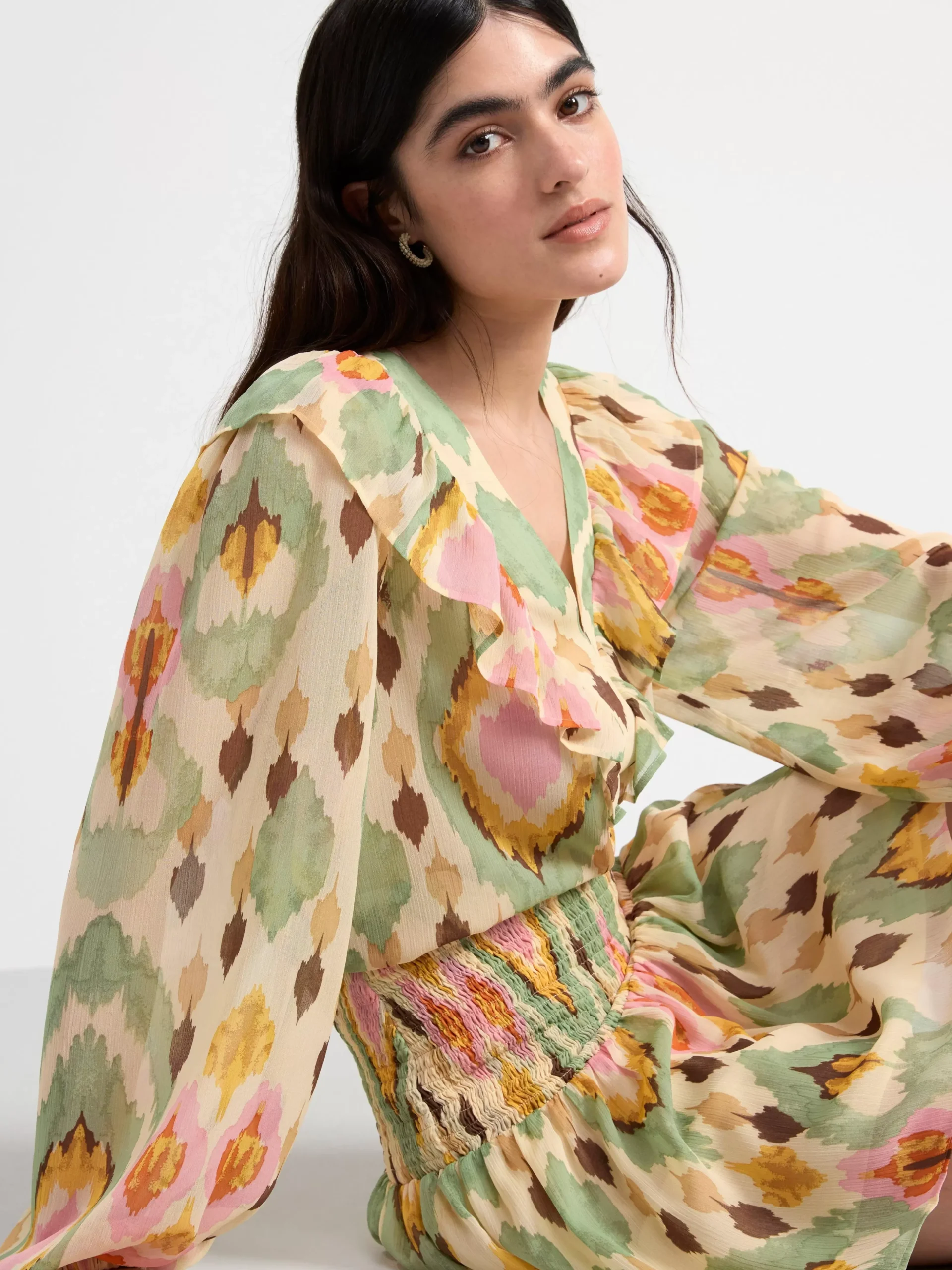 Blusar & Skjortor>Lindex Langarmad Chiffongblus Light Beige