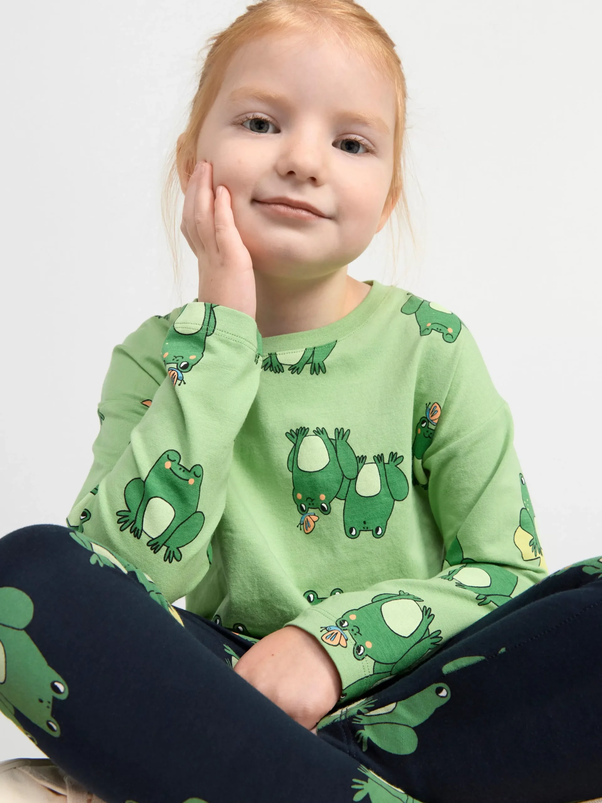 Toppar & T-Shirts>Lindex Langarmad Topp Med Grodor Green