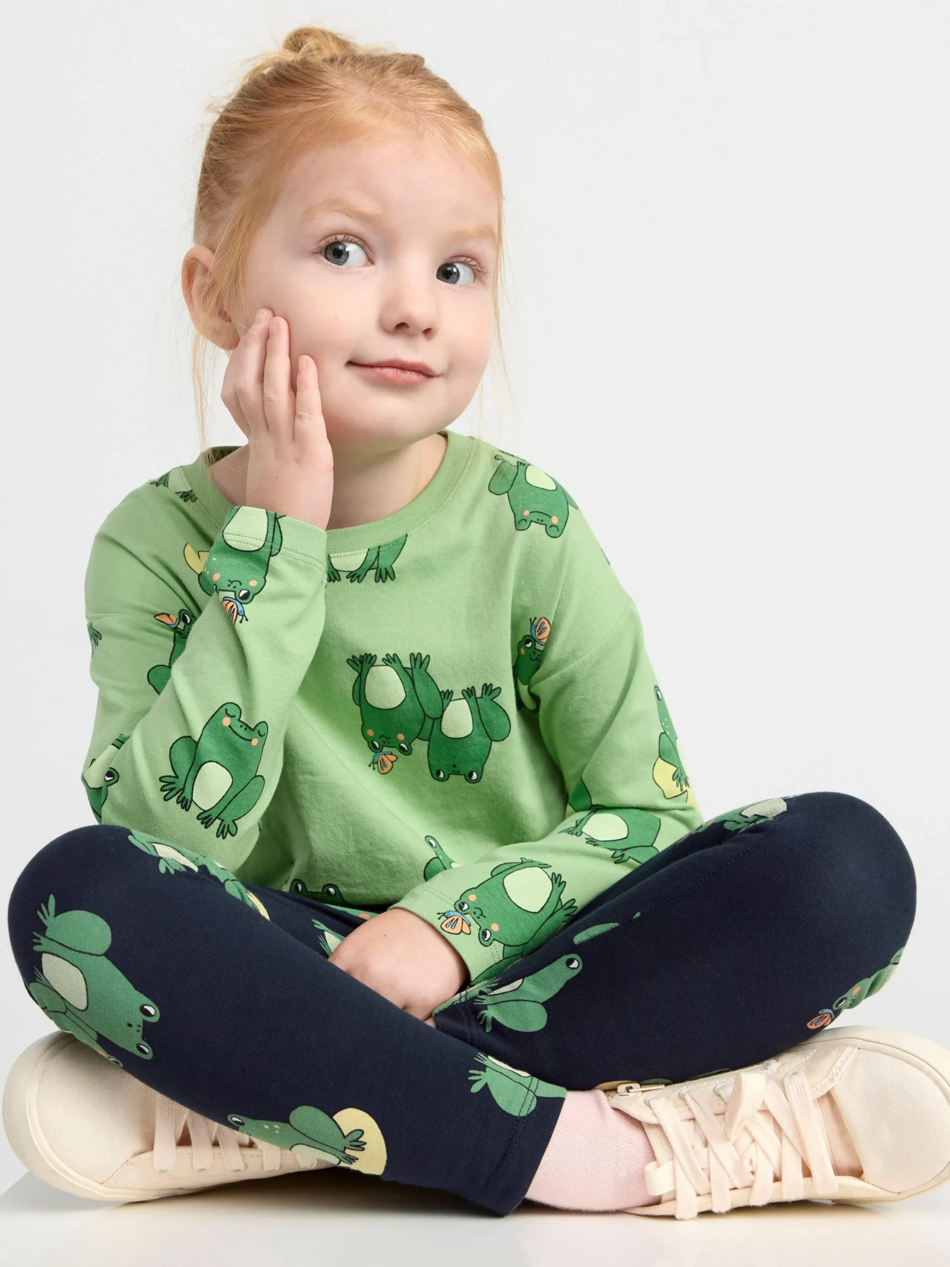 Toppar & T-Shirts>Lindex Langarmad Topp Med Grodor Green