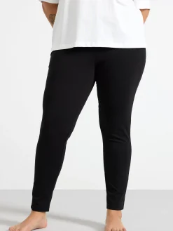 Leggings><noscript><img width=