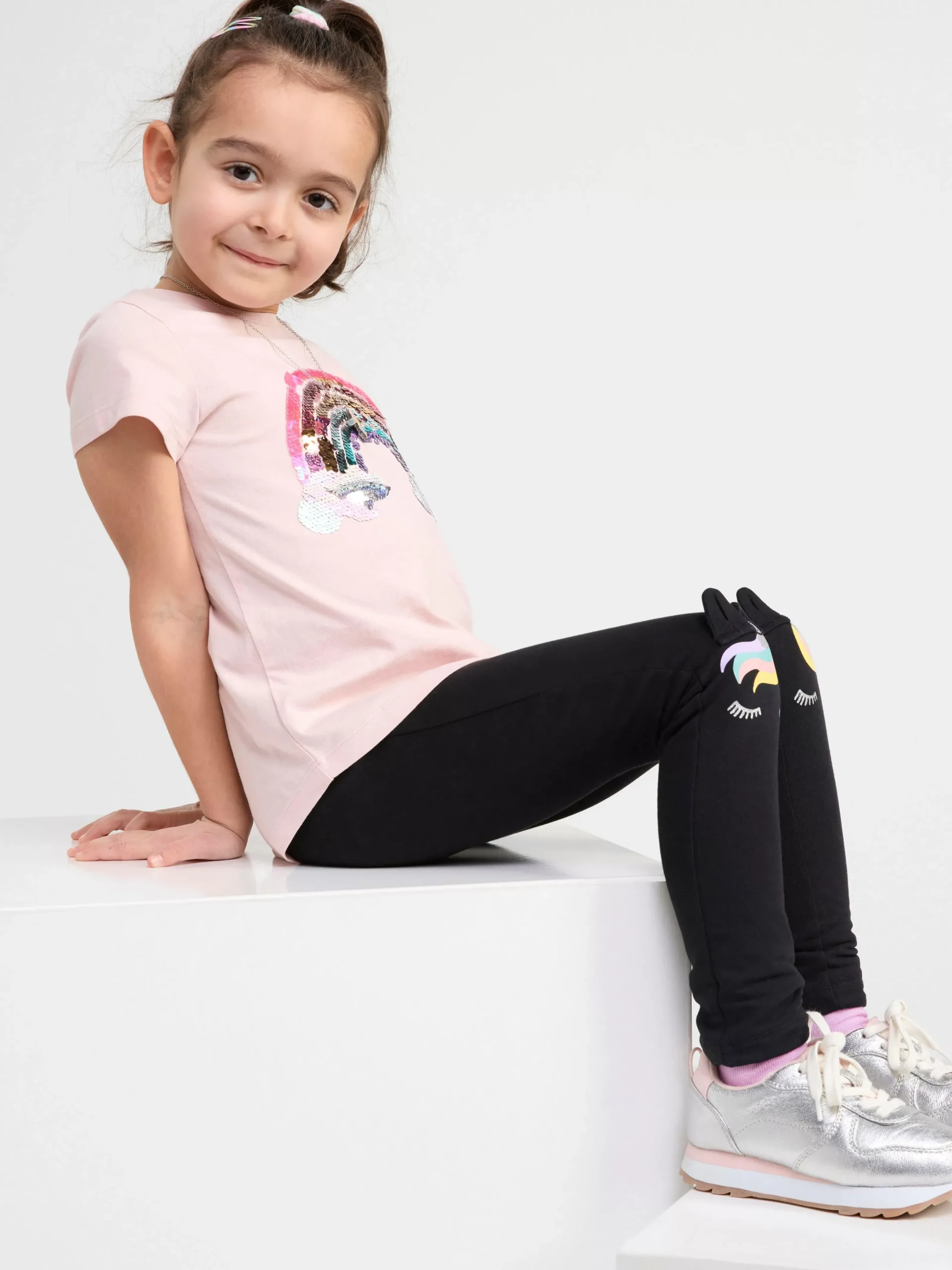 Byxor & Leggings>Lindex Leggings Med Applikationer Pa Knana Black