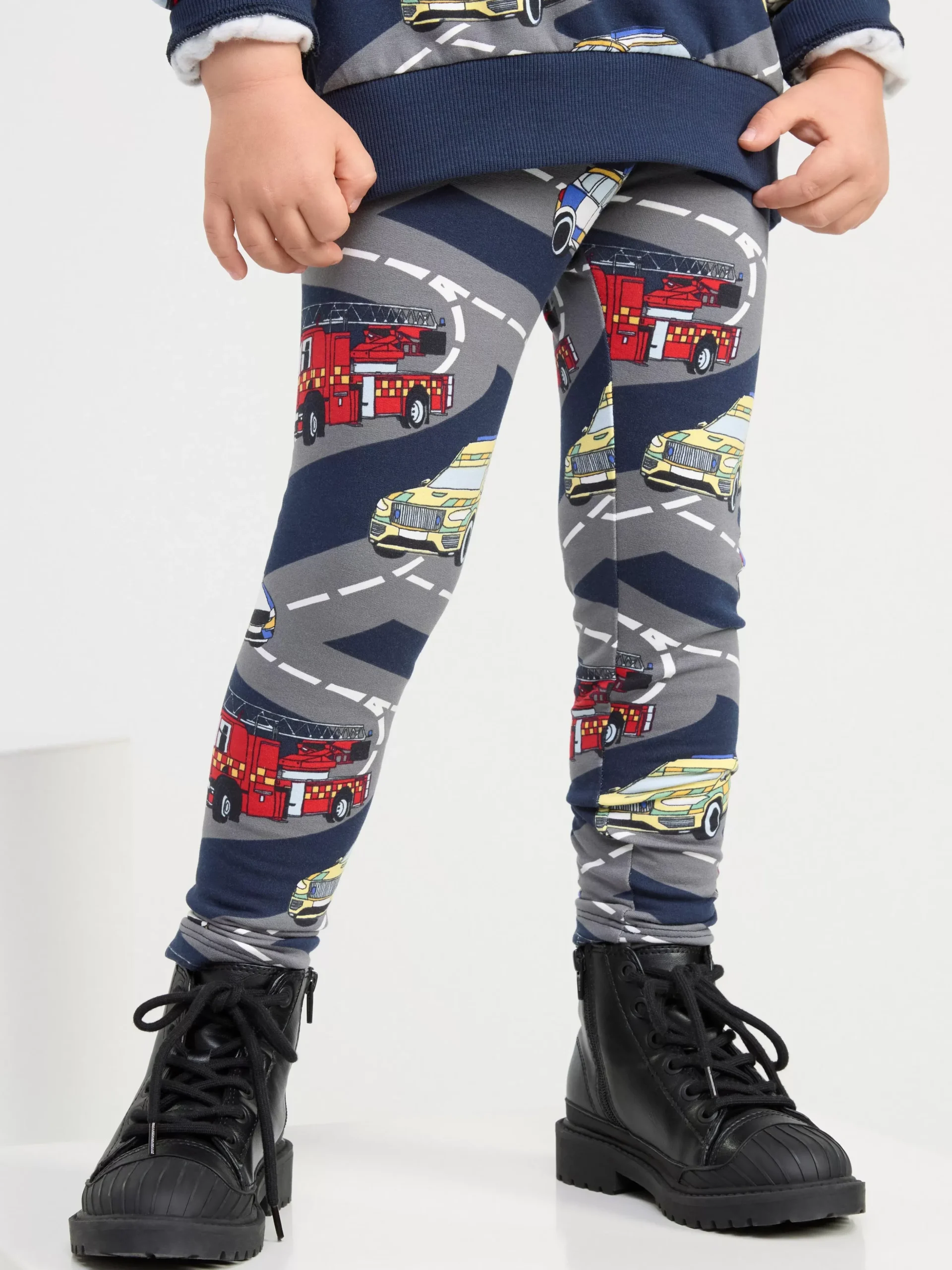 Byxor & Leggings>Lindex Leggings Med Borstad Insida Och Bilar Dark Navy