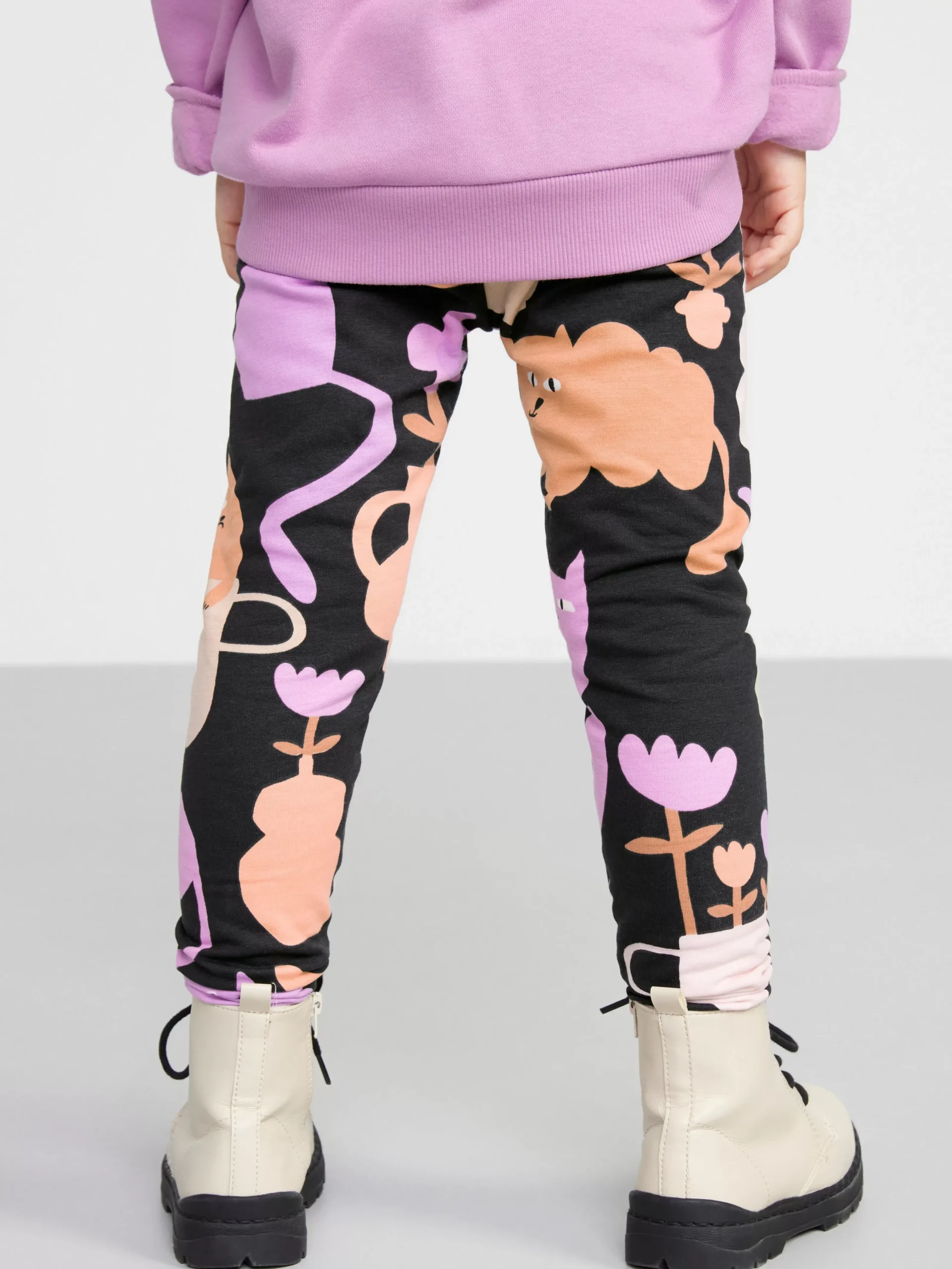 Byxor & Leggings>Lindex Leggings Med Katter Och Borstad Insida Off Black