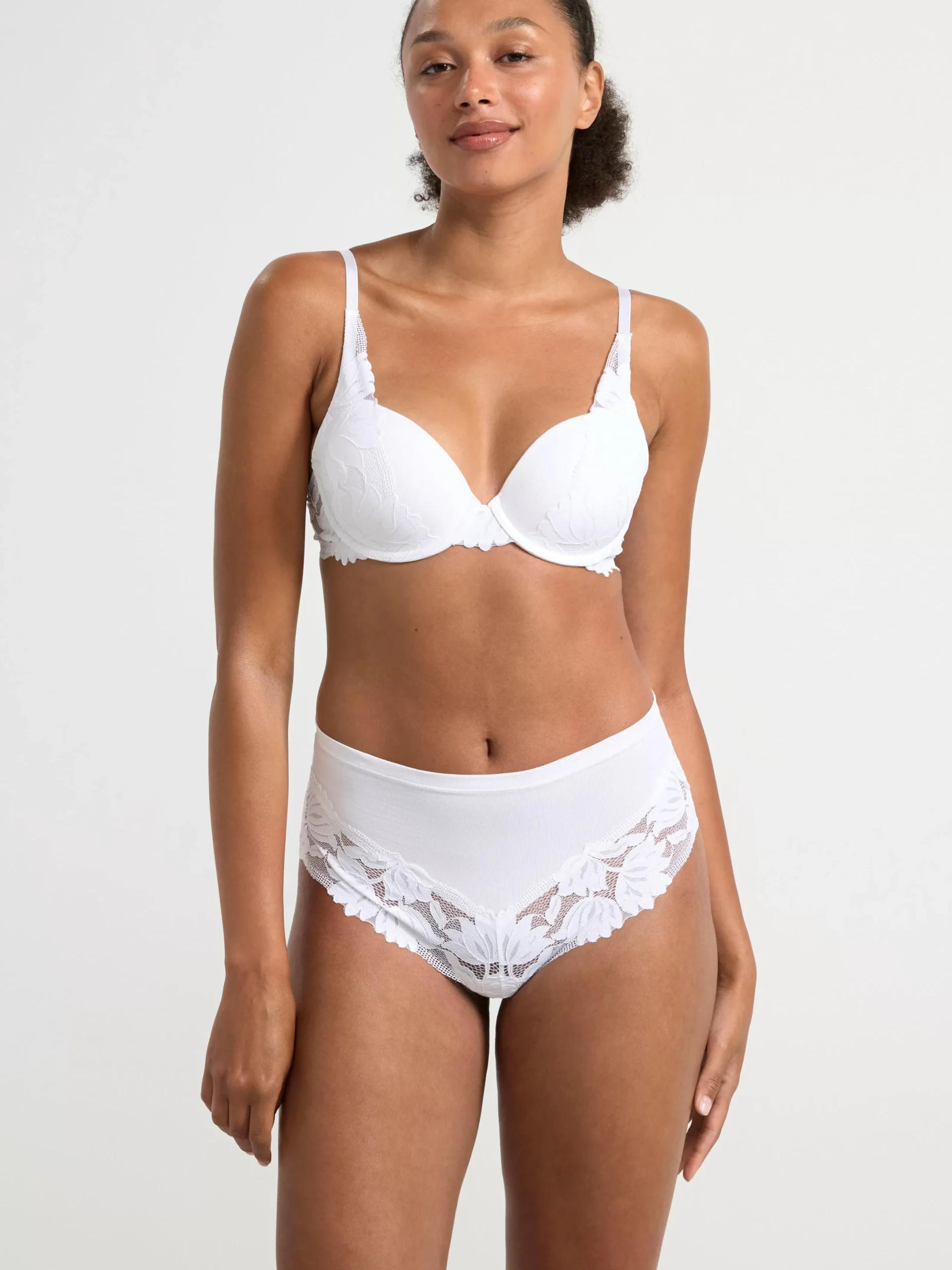 Bh>Lindex Lilja T-Shirt Bh Med Spets White