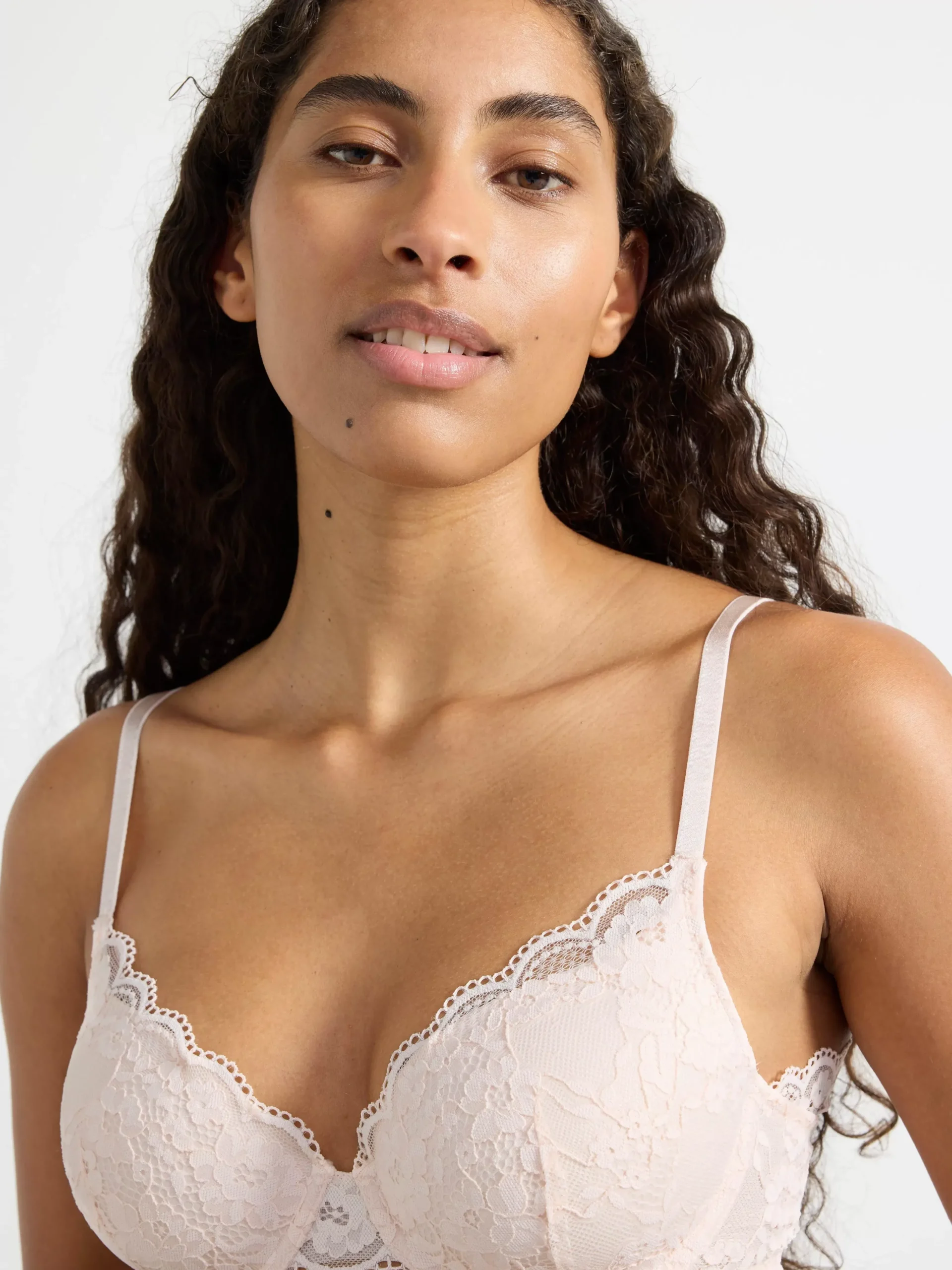 Bh>Lindex Lilja T-Shirt Bh Med Spets Lt Pink